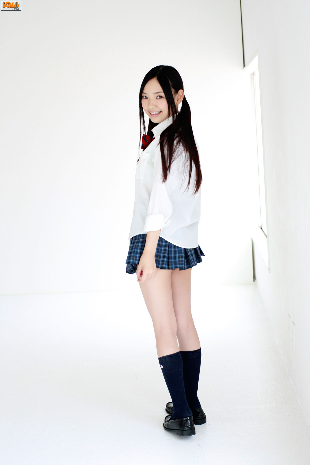[Bomb.TV] 2011年10月号 広瀬玲奈、伊藤優衣、安藤遥