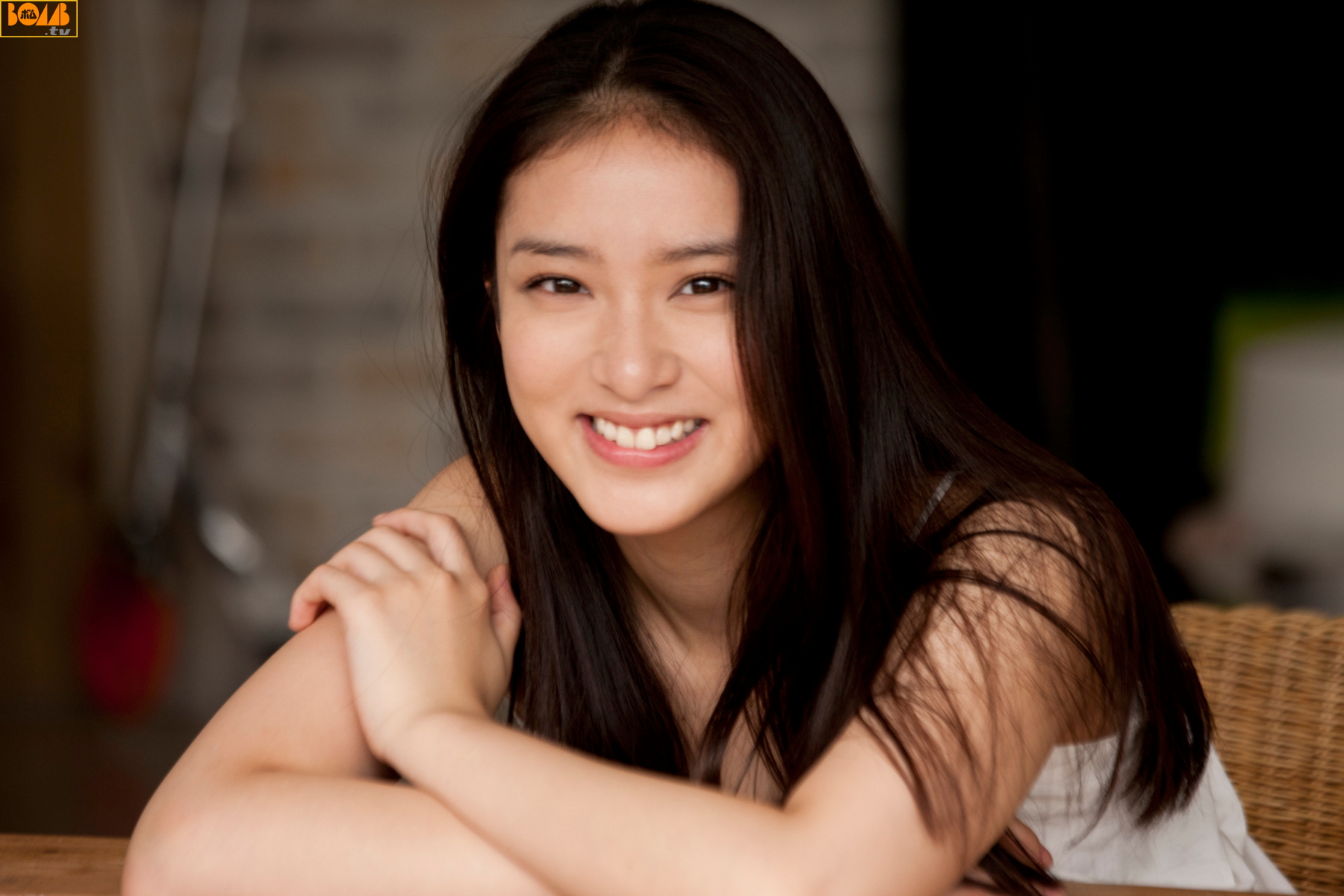 [Bomb.TV] 2012年02月号 武井咲 Emi Takei