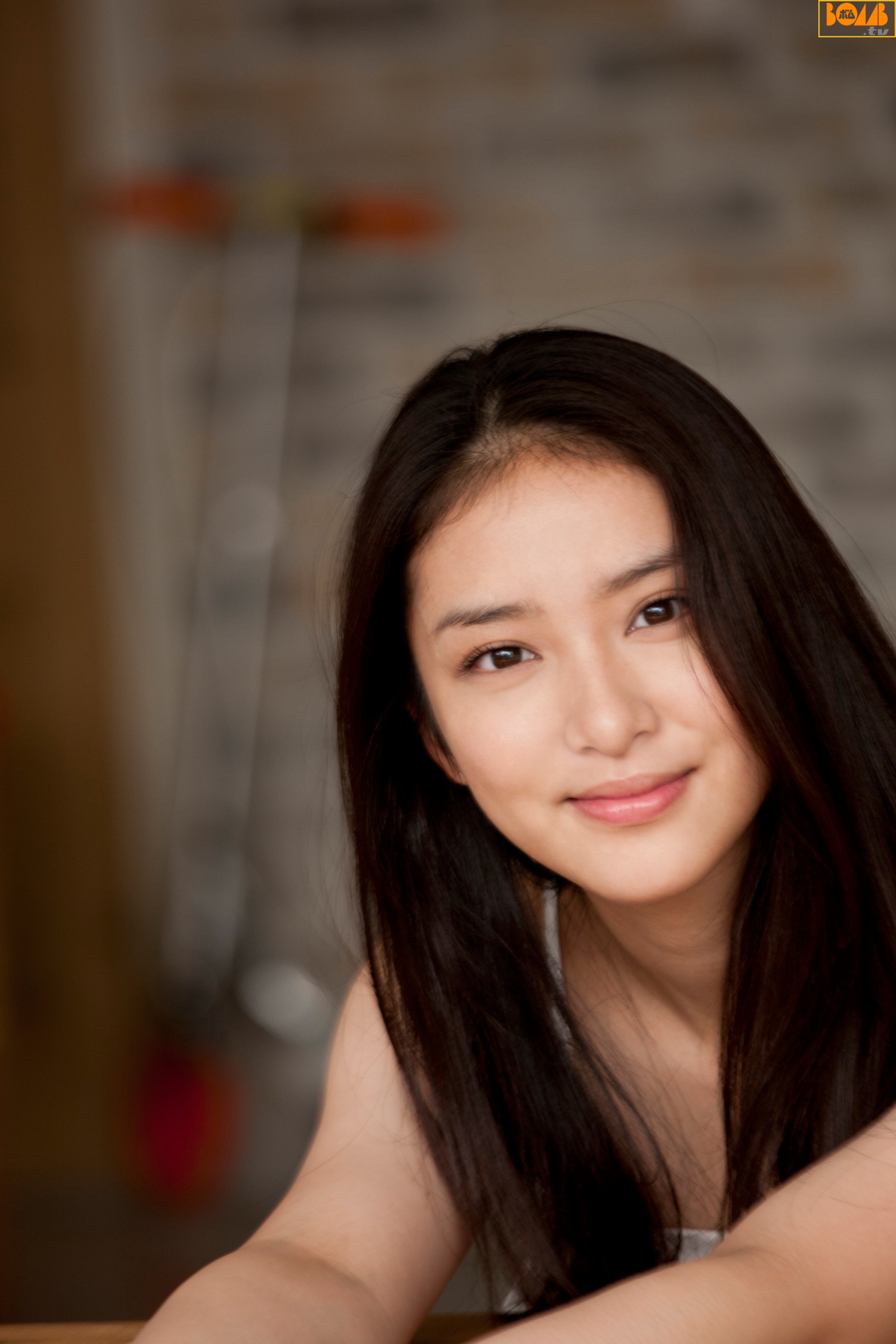 [Bomb.TV] 2012年02月号 武井咲 Emi Takei