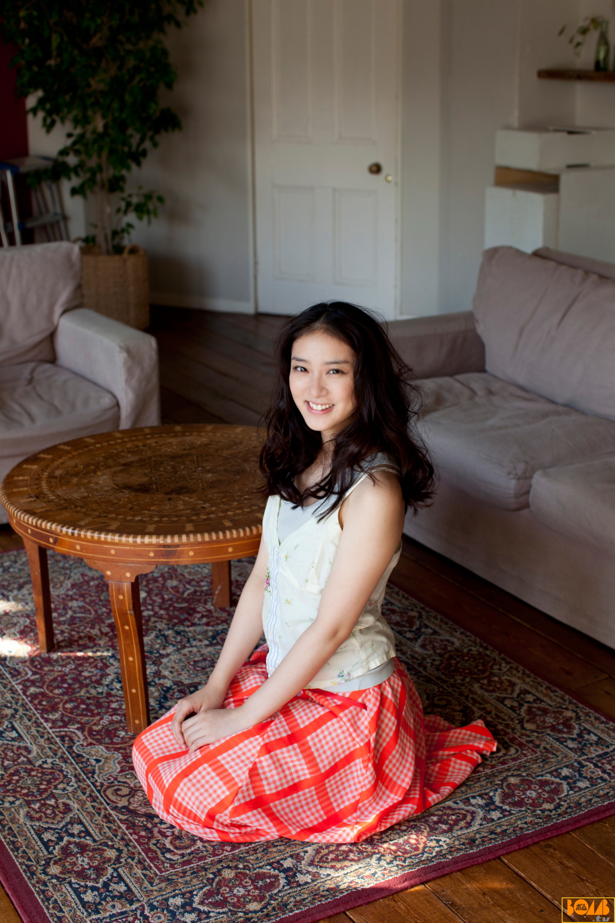 [Bomb.TV] 2012年02月号 武井咲 Emi Takei