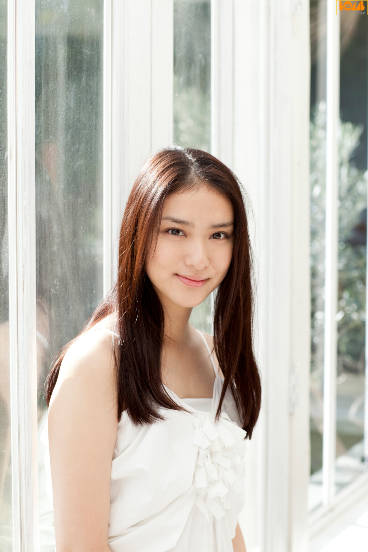 [Bomb.TV] 2012年02月号 武井咲 Emi Takei