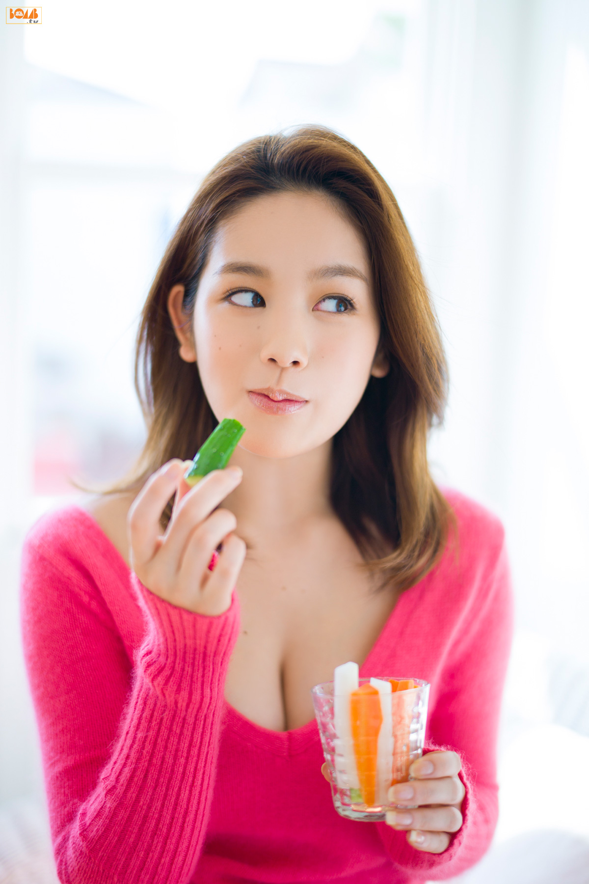 Miwako Kakei 笕美和子/筧美和子  [Bomb.TV] 2014年01月号
