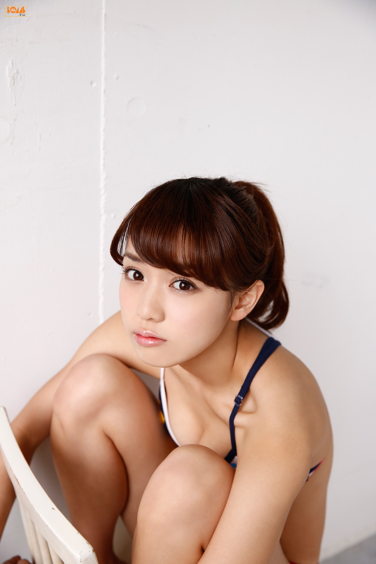 奥仲麻琴《Let s fly まこっちゃん!》  [Bomb.TV] 2015年01月号