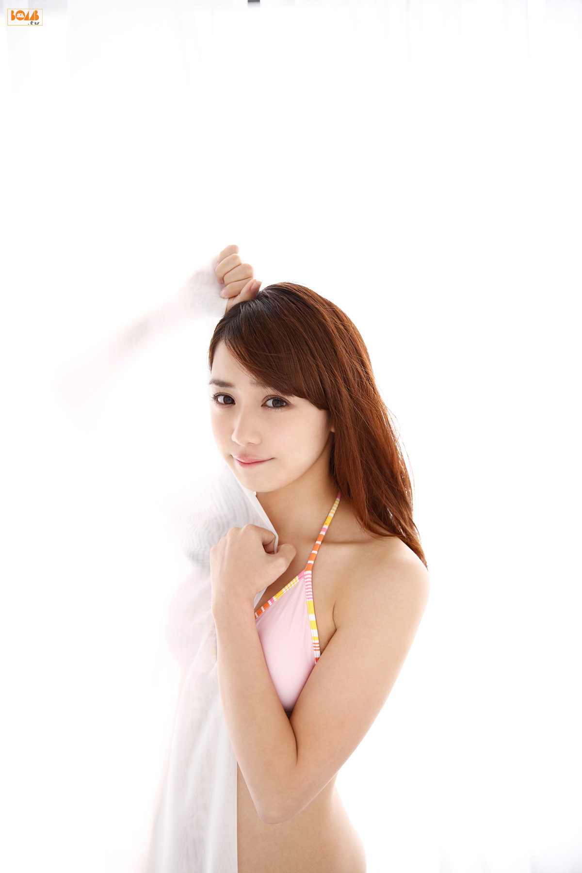 奥仲麻琴《Let s fly まこっちゃん!》  [Bomb.TV] 2015年01月号