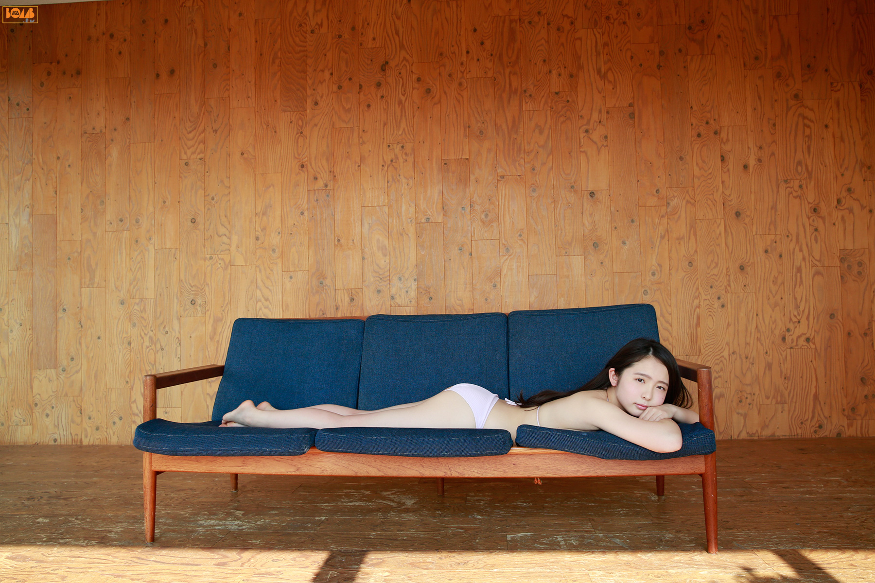 Yumi Nakano 中野佑美  [Bomb.TV] 2015年04月号