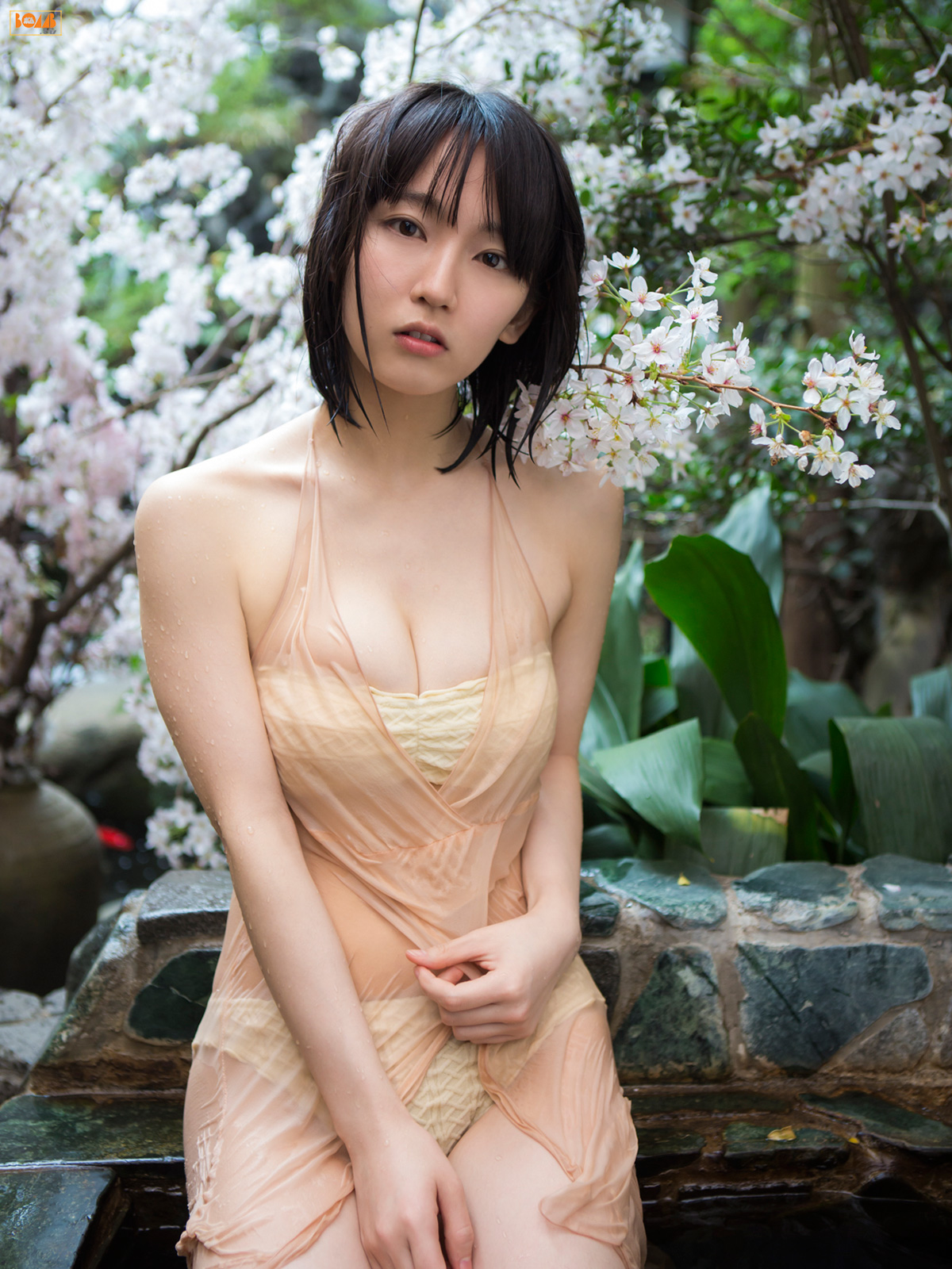 吉岡里帆《キミとボクのデートプラン》 [Bomb.TV] 2015年06月号