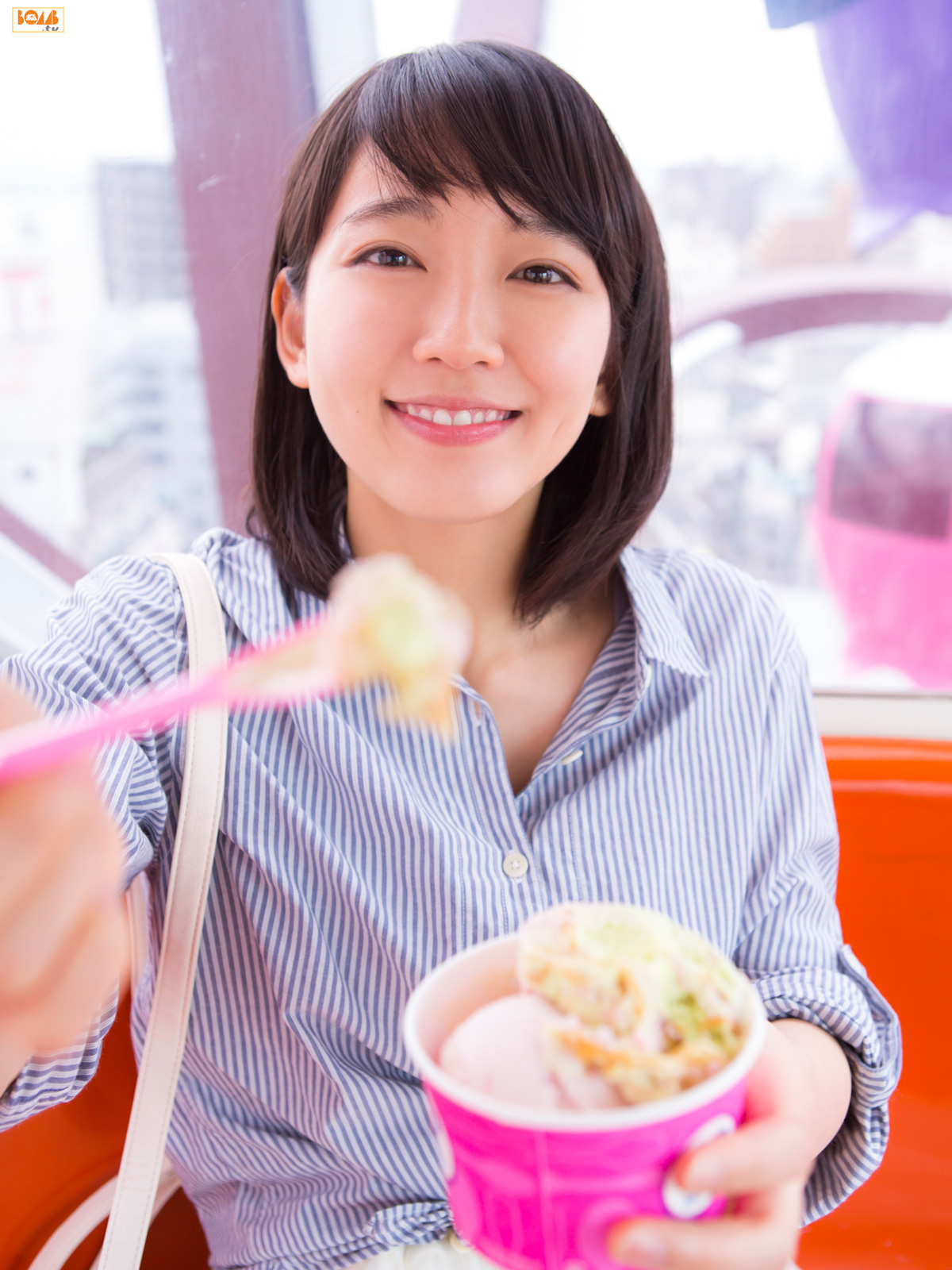 吉岡里帆《キミとボクのデートプラン》 [Bomb.TV] 2015年06月号