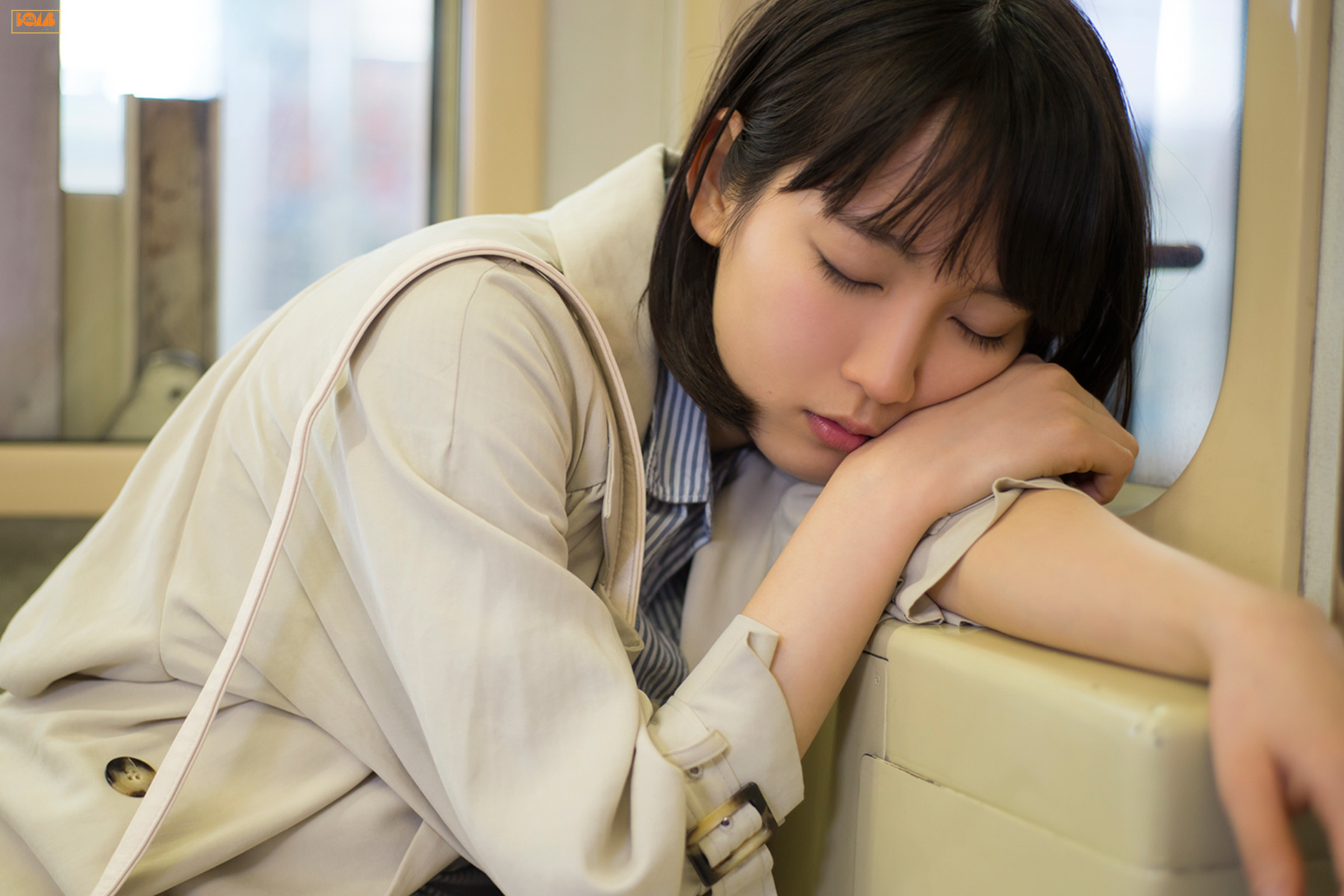 吉岡里帆《キミとボクのデートプラン》 [Bomb.TV] 2015年06月号