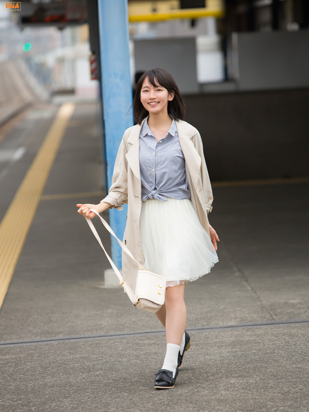 吉岡里帆《キミとボクのデートプラン》 [Bomb.TV] 2015年06月号