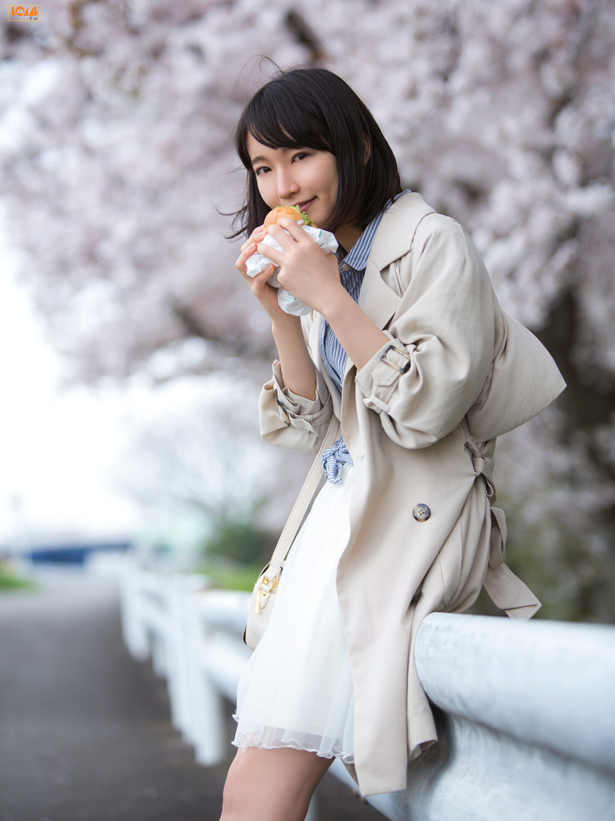 吉岡里帆《キミとボクのデートプラン》 [Bomb.TV] 2015年06月号