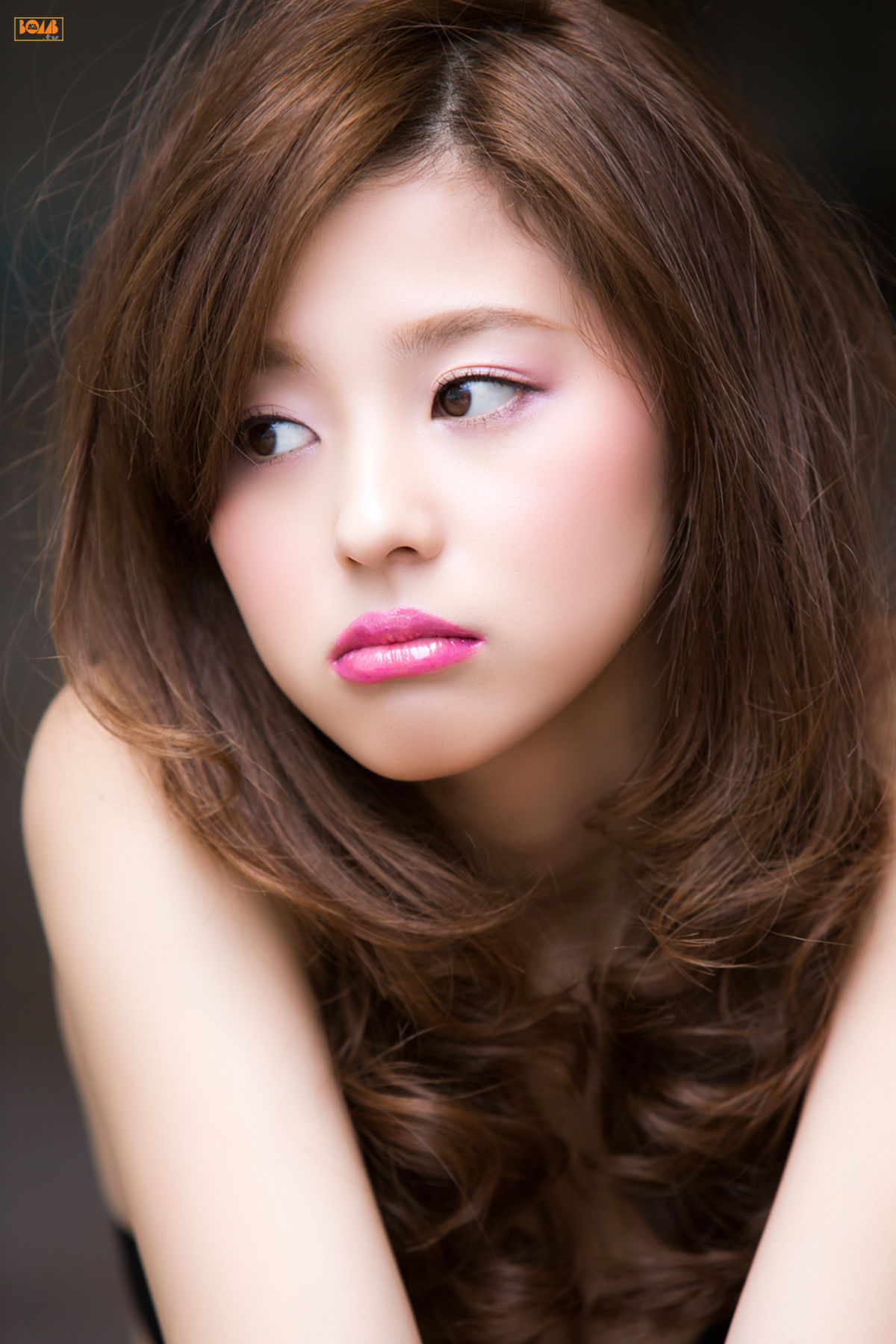 Aya Asahina 朝比奈彩  [Bomb.TV] 2015年08月号