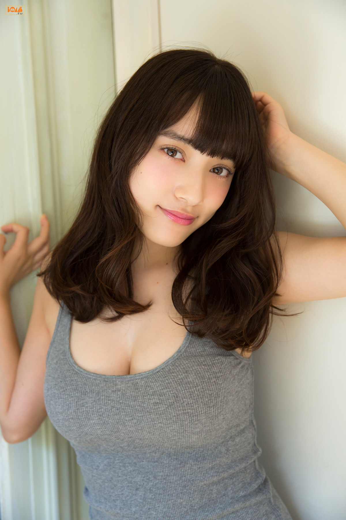 都丸紗也華《まんまるなおんなのこ》 [Bomb.TV] 2015年12月号