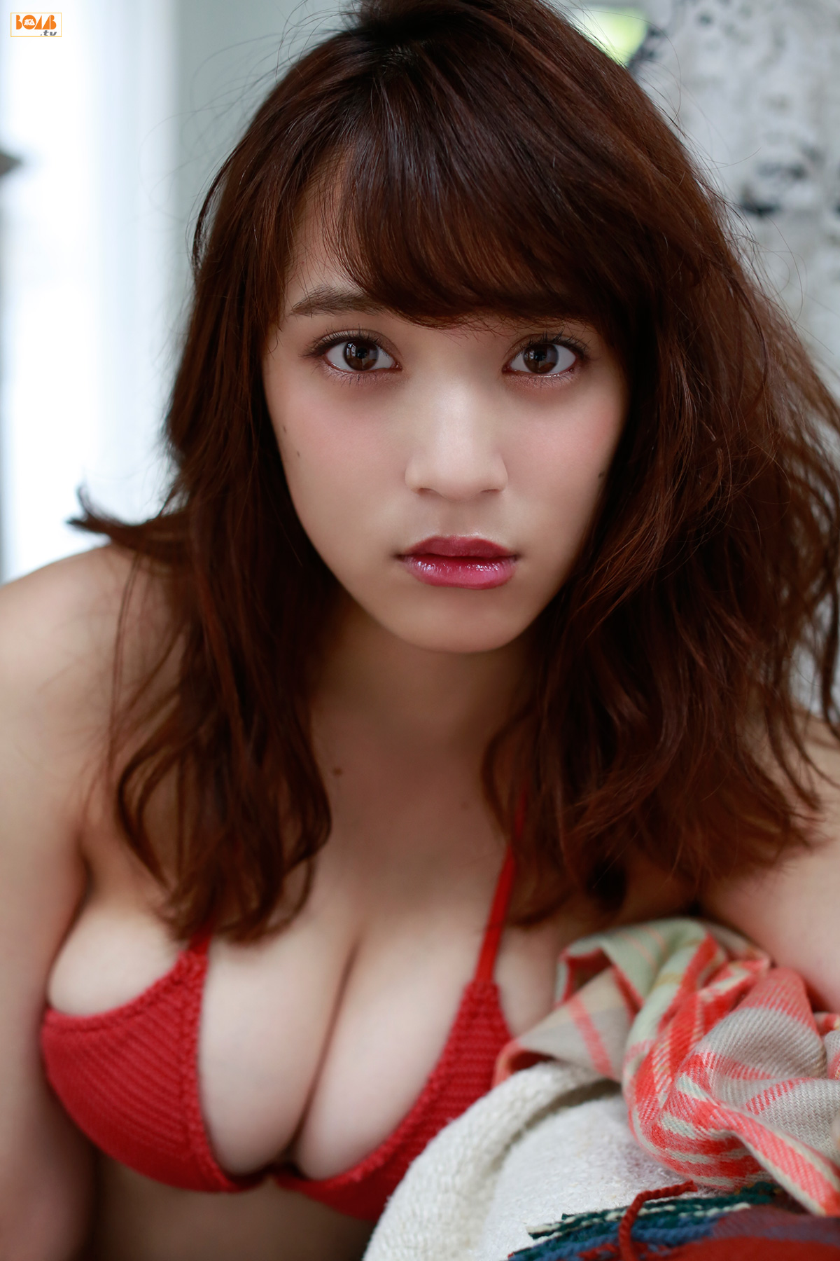 Sayaka Tomaru 都丸紗也華/都丸纱也华  [Bomb.TV] 2016年10月号