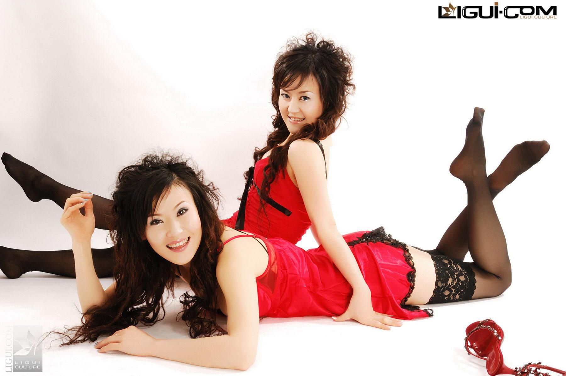 [丽柜LiGui] Model 琪琪姐妹《演唱组》丝足写真图片