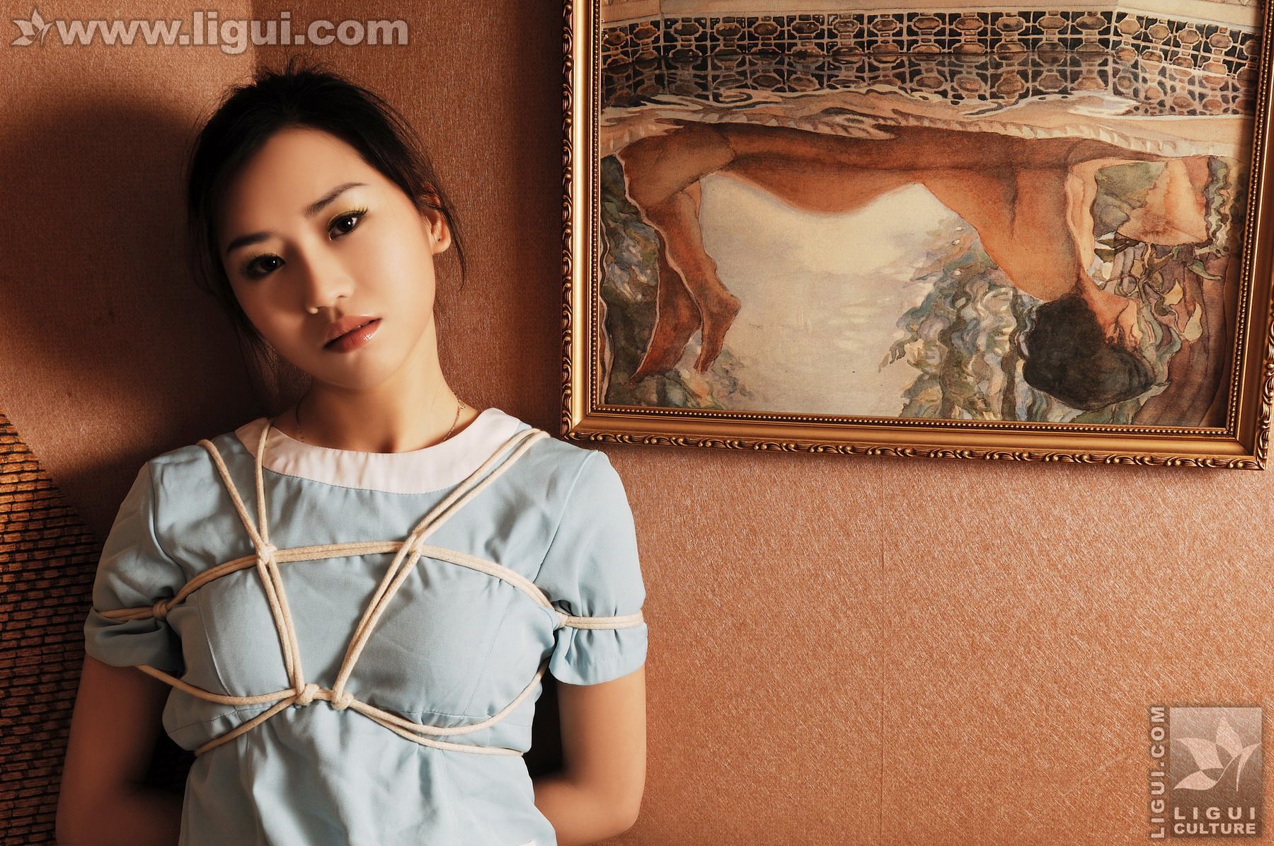 Model 尤美《含苞待放鐐銬系列》 [丽柜美束LiGui] 丝足写真图片