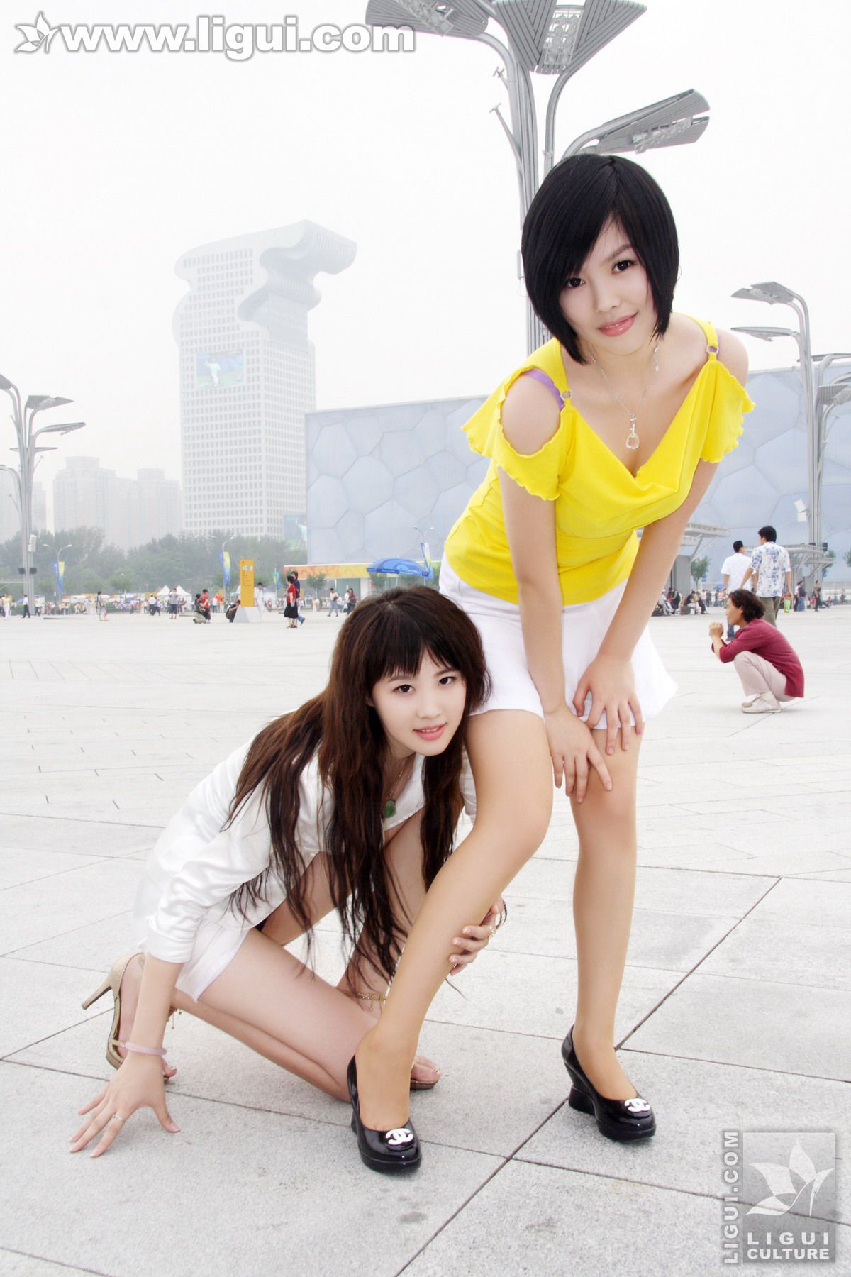 Model 菲菲《超级美女奥运赛场展》 [丽柜LiGui] 美腿玉足写真图片