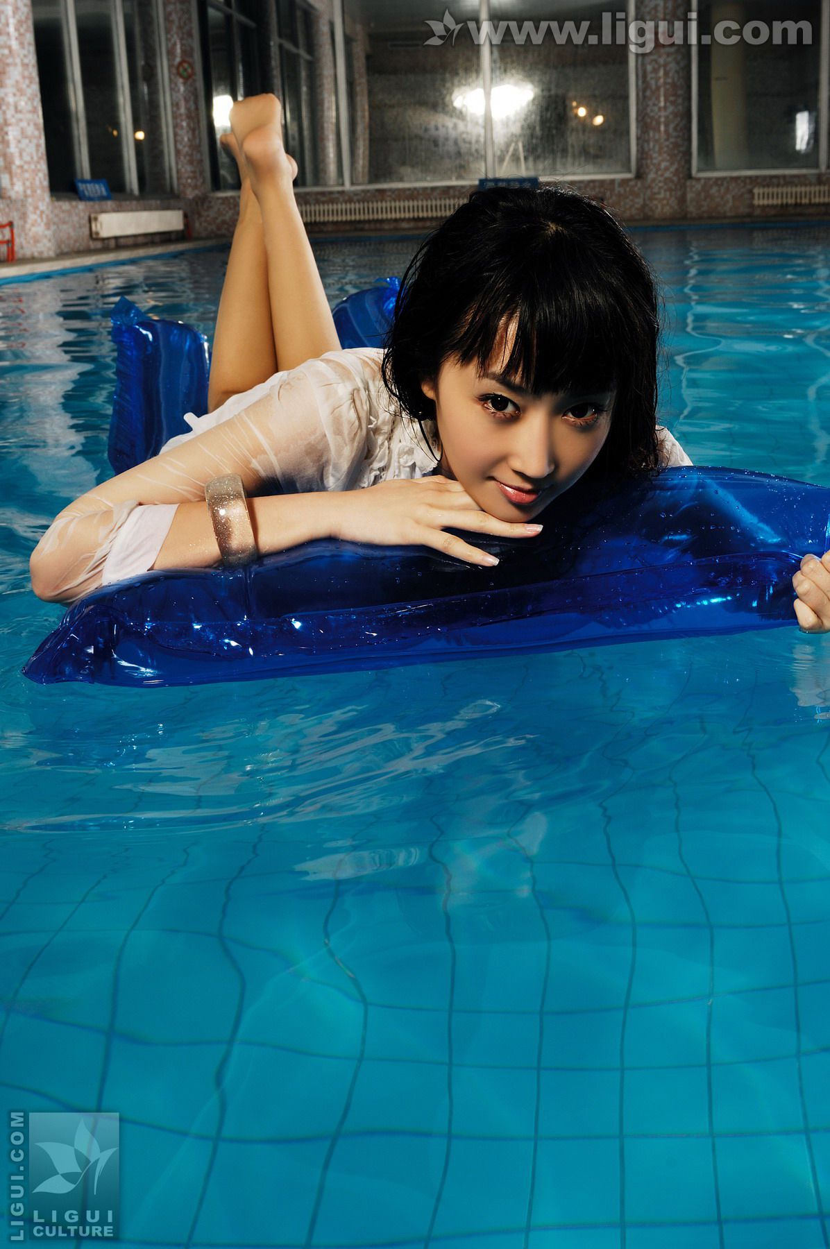 Model 程海伦《美轮美奂风姿乍现》 [丽柜LiGui] 美腿玉足写真图片