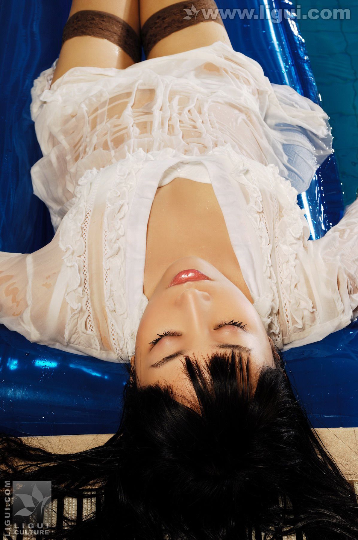 Model 程海伦《美轮美奂风姿乍现》 [丽柜LiGui] 美腿玉足写真图片