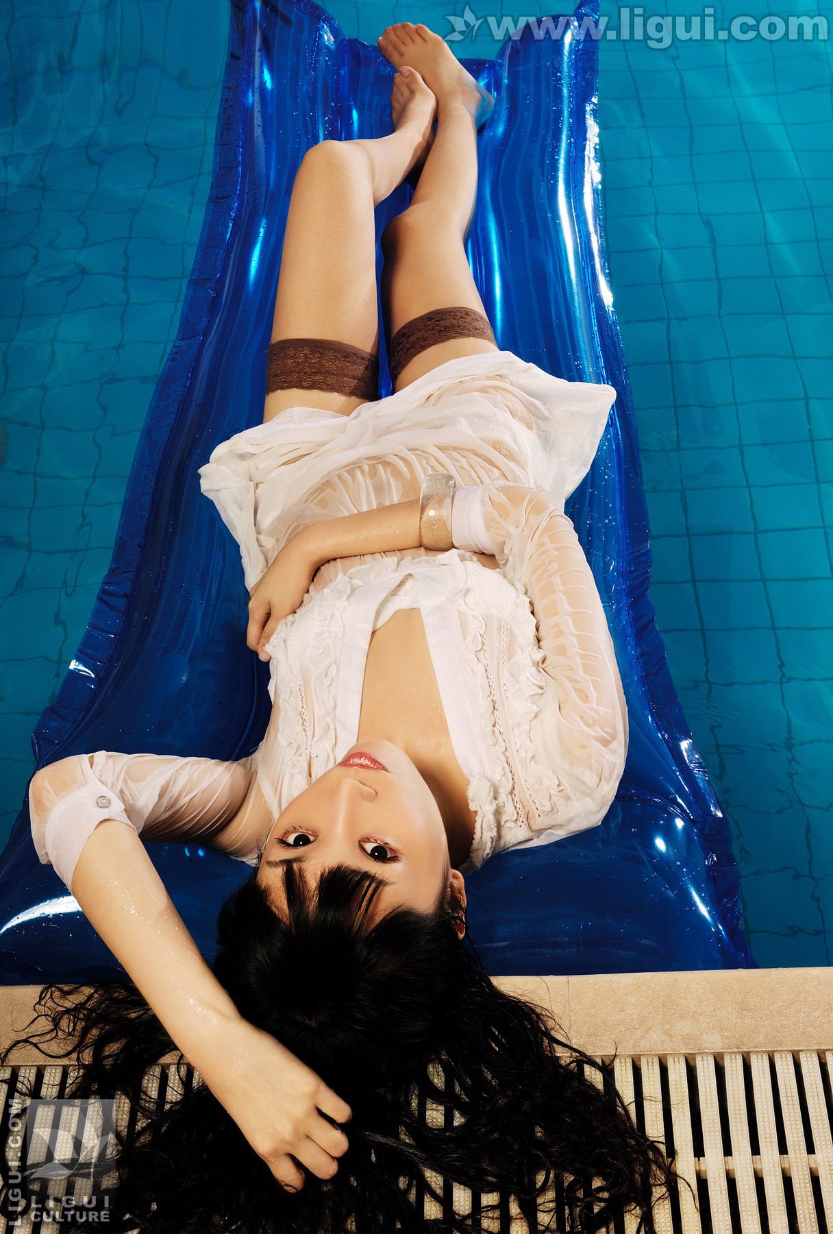 Model 程海伦《美轮美奂风姿乍现》 [丽柜LiGui] 美腿玉足写真图片