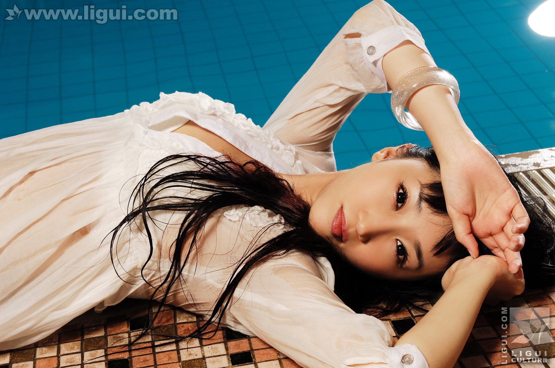 Model 程海伦《美轮美奂风姿乍现》 [丽柜LiGui] 美腿玉足写真图片