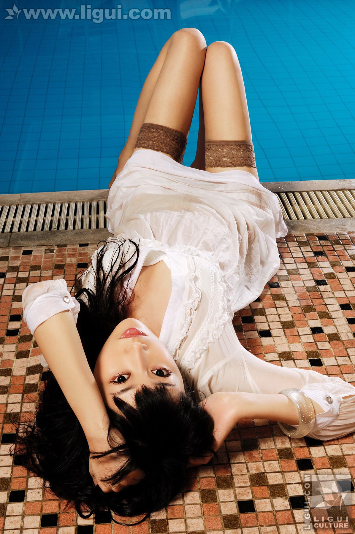 Model 程海伦《美轮美奂风姿乍现》 [丽柜LiGui] 美腿玉足写真图片