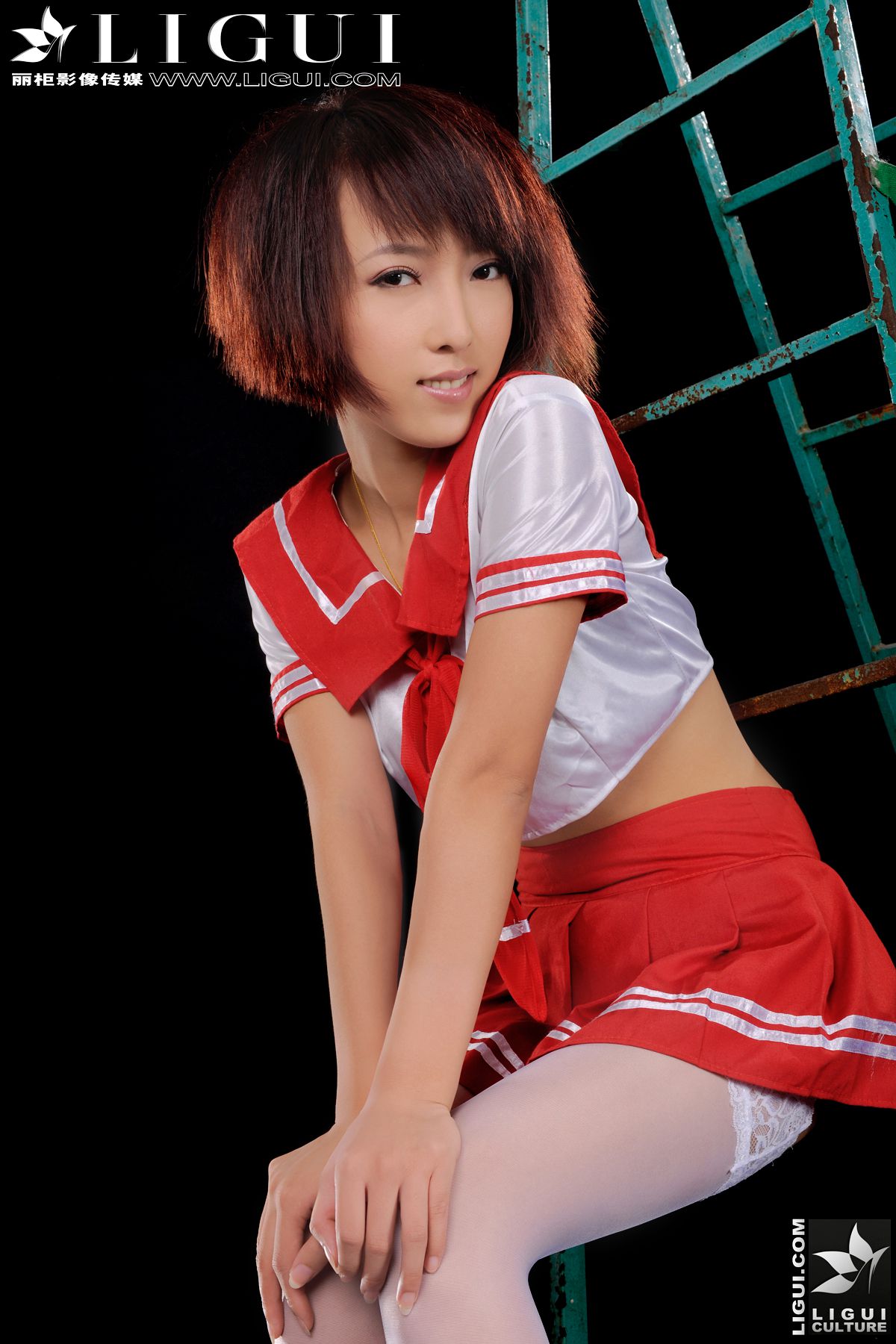 Model 美美《清纯学生妹》 上下合集 [丽柜LiGui] 美腿玉足写真图片