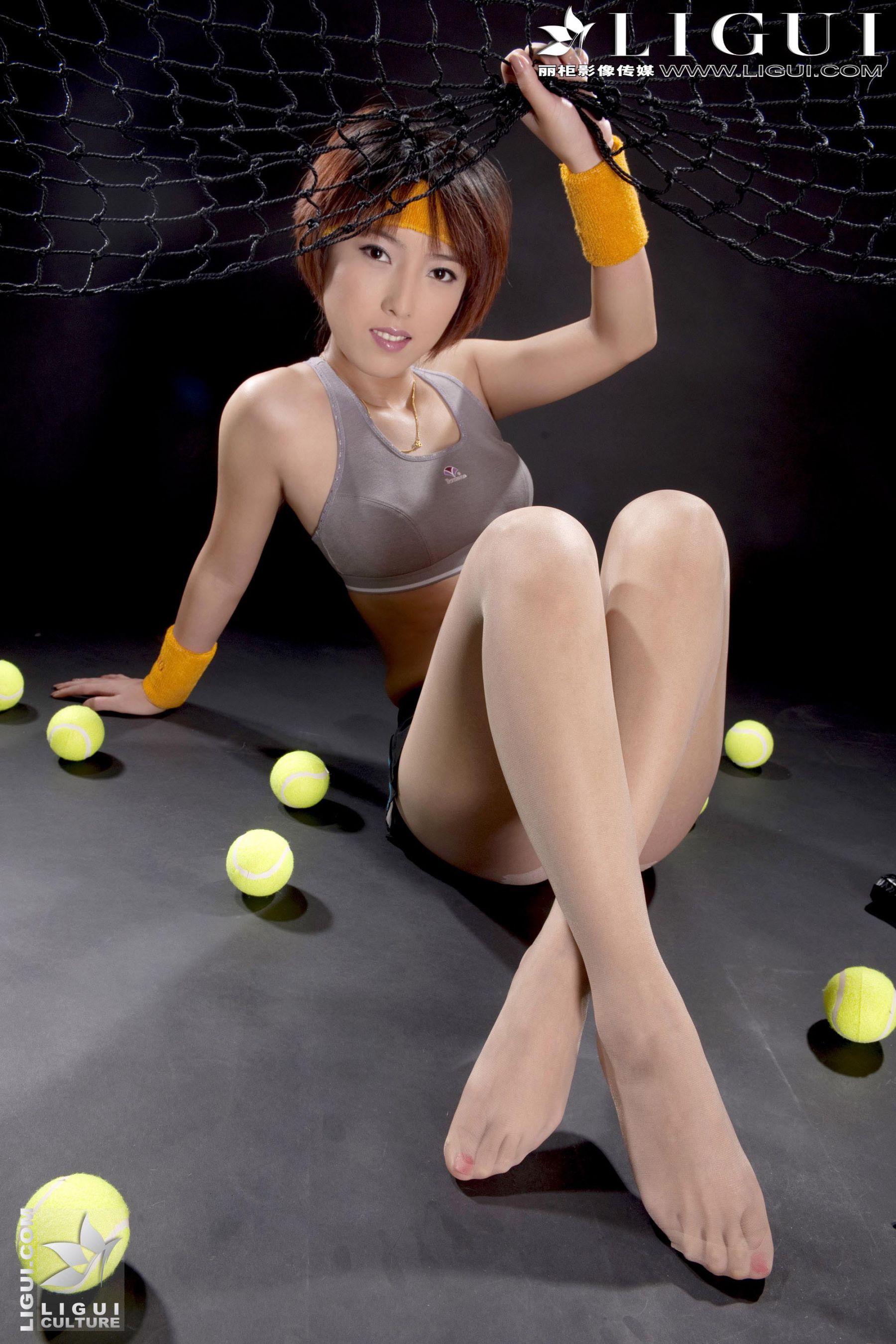 Model 美美《羽毛球美人丝足秀》上中下合集 [丽柜LiGui] 美腿玉足写真图片