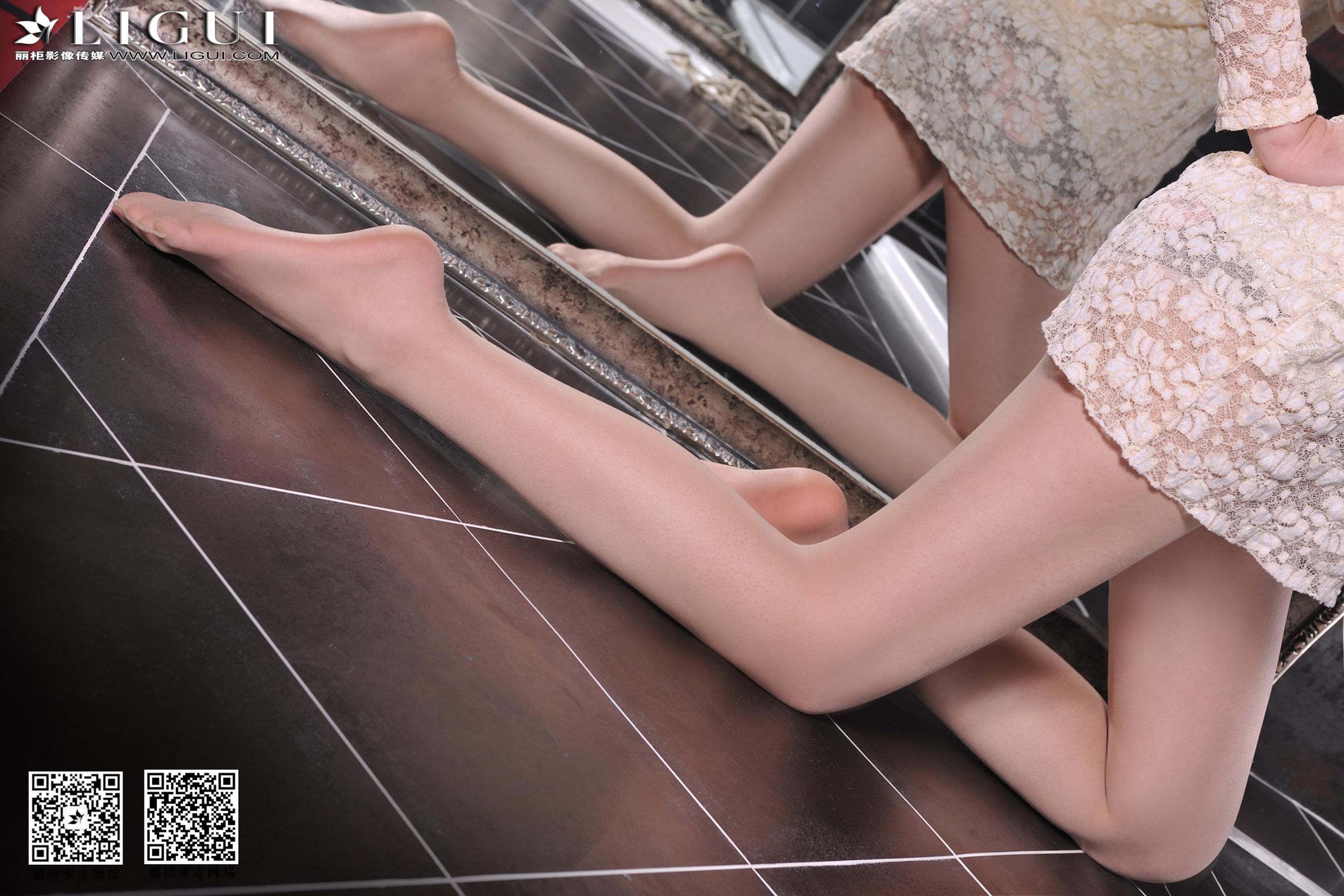 Model 美辰《蕾丝连衣裙+红高跟美足》上下全集 [丽柜贵足] 美腿玉足写真图片