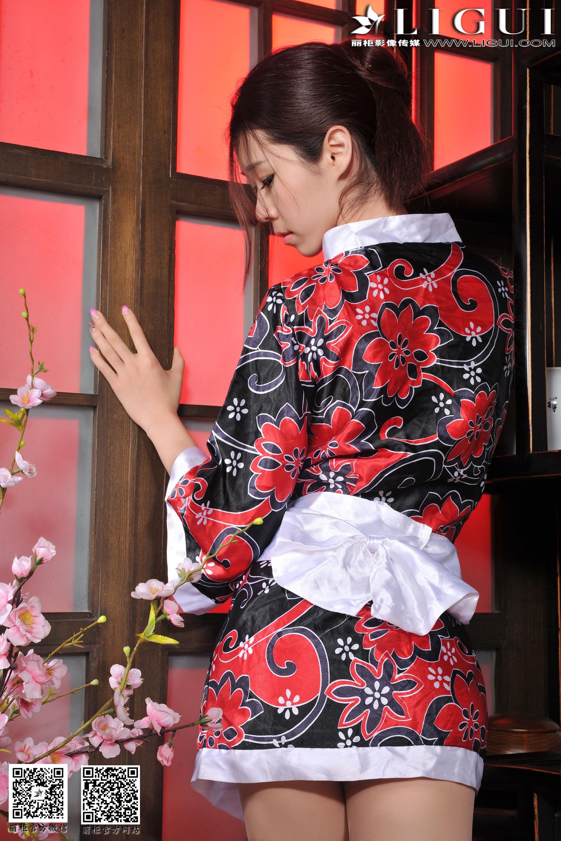 Model 美辰《和服贵足》 [丽柜LiGui] 美腿玉足写真图片