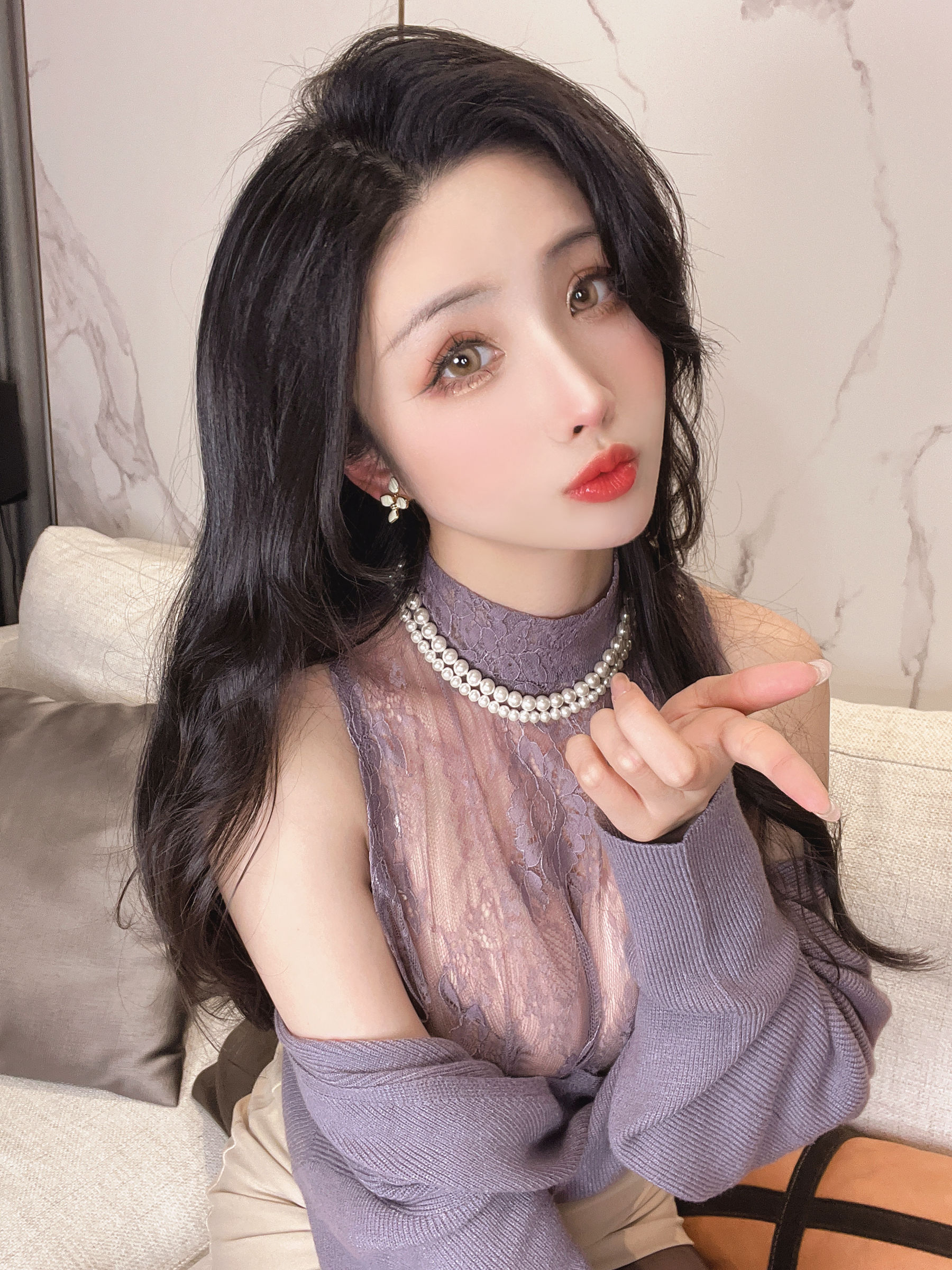 COS福利rioko凉凉子 情人节巧克力