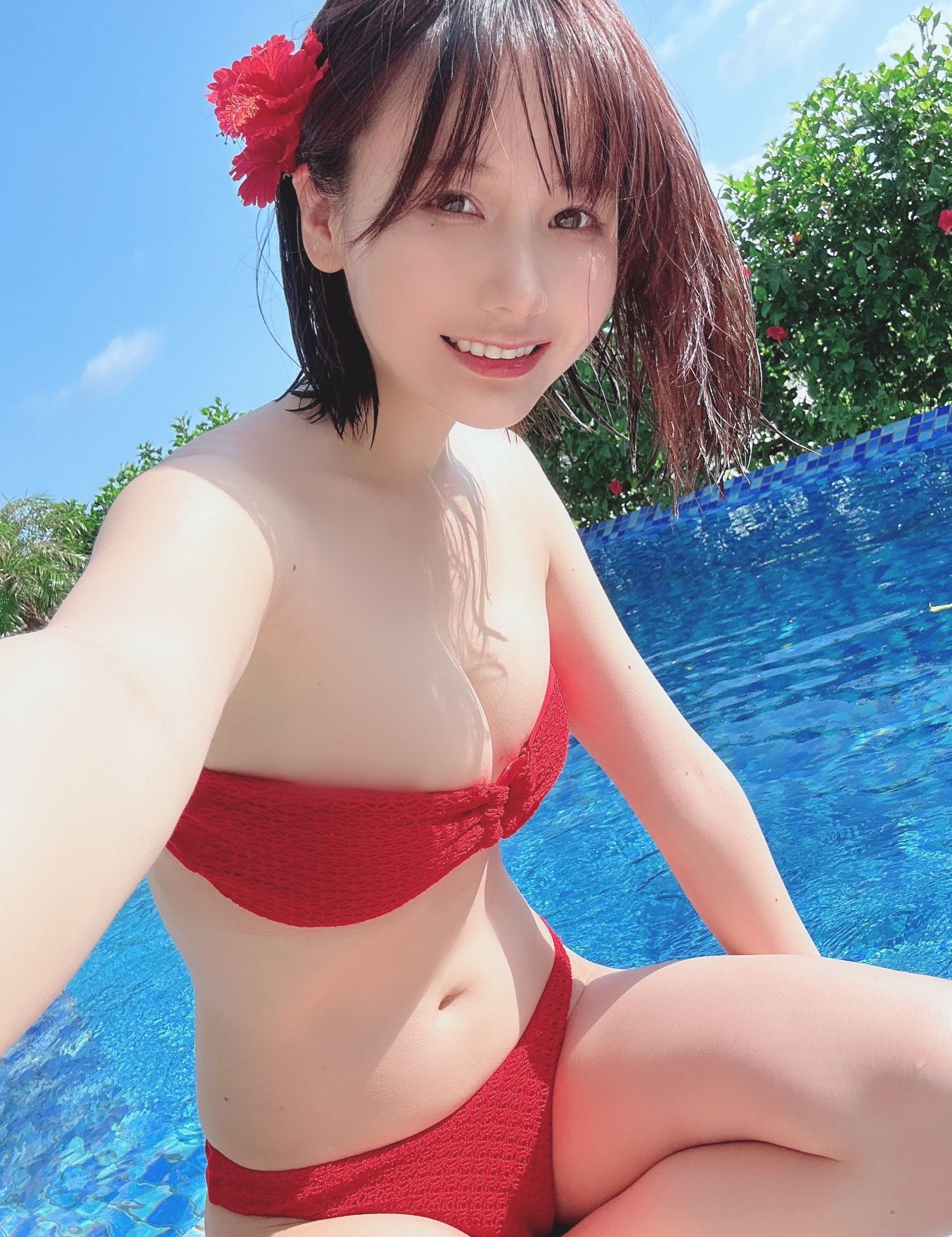 日本甜美COSER 红色的比基尼