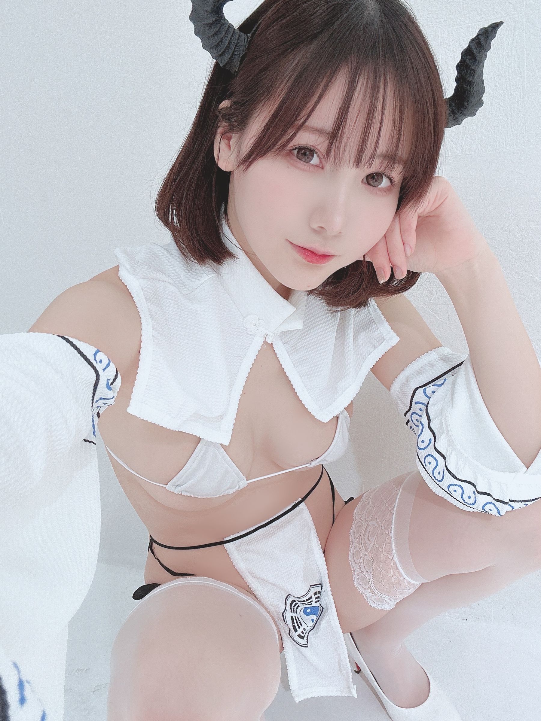 日本甜美COSER 萌萌的小牛
