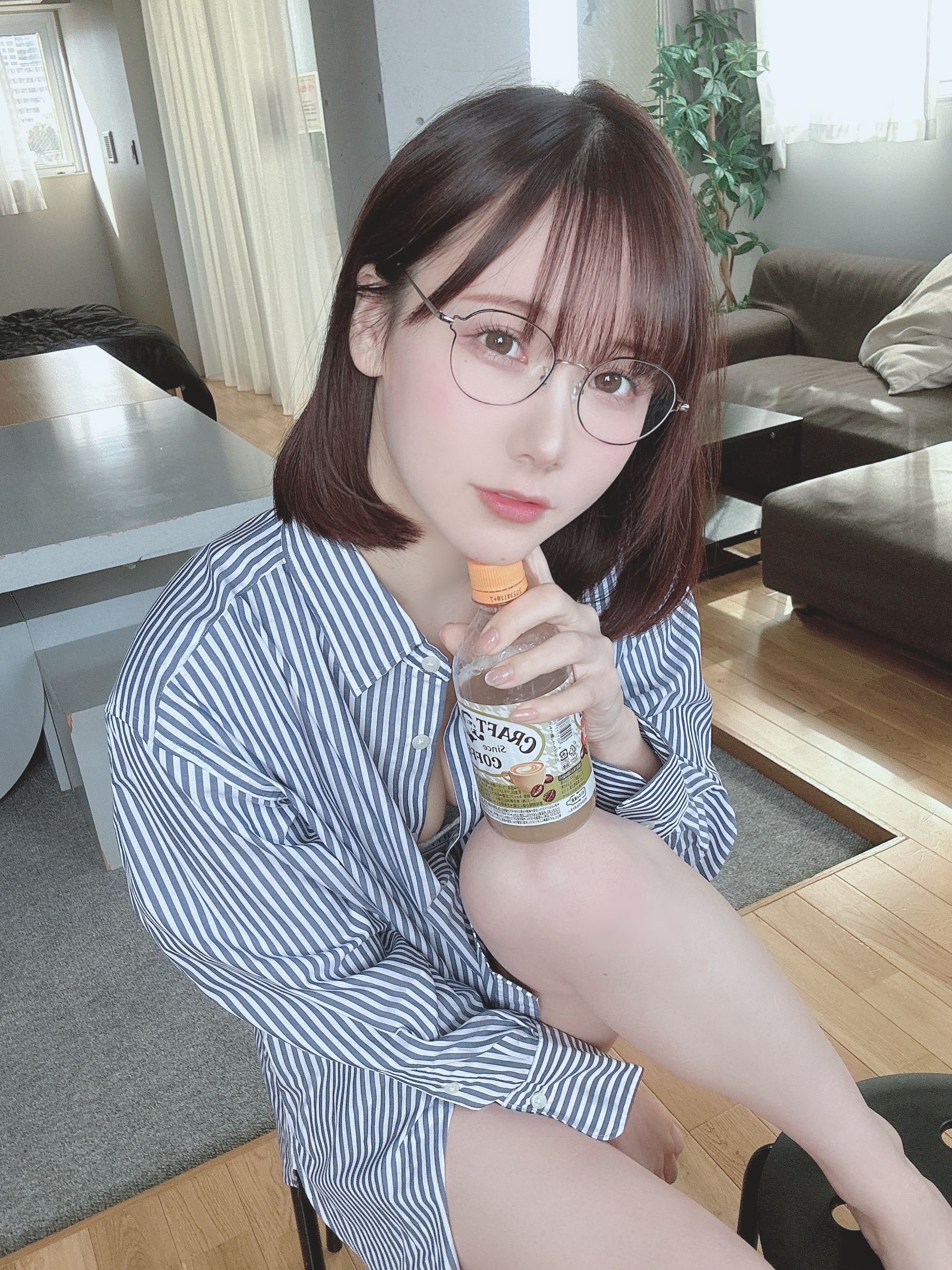 日本甜美COSER 运动衫×衬衫×