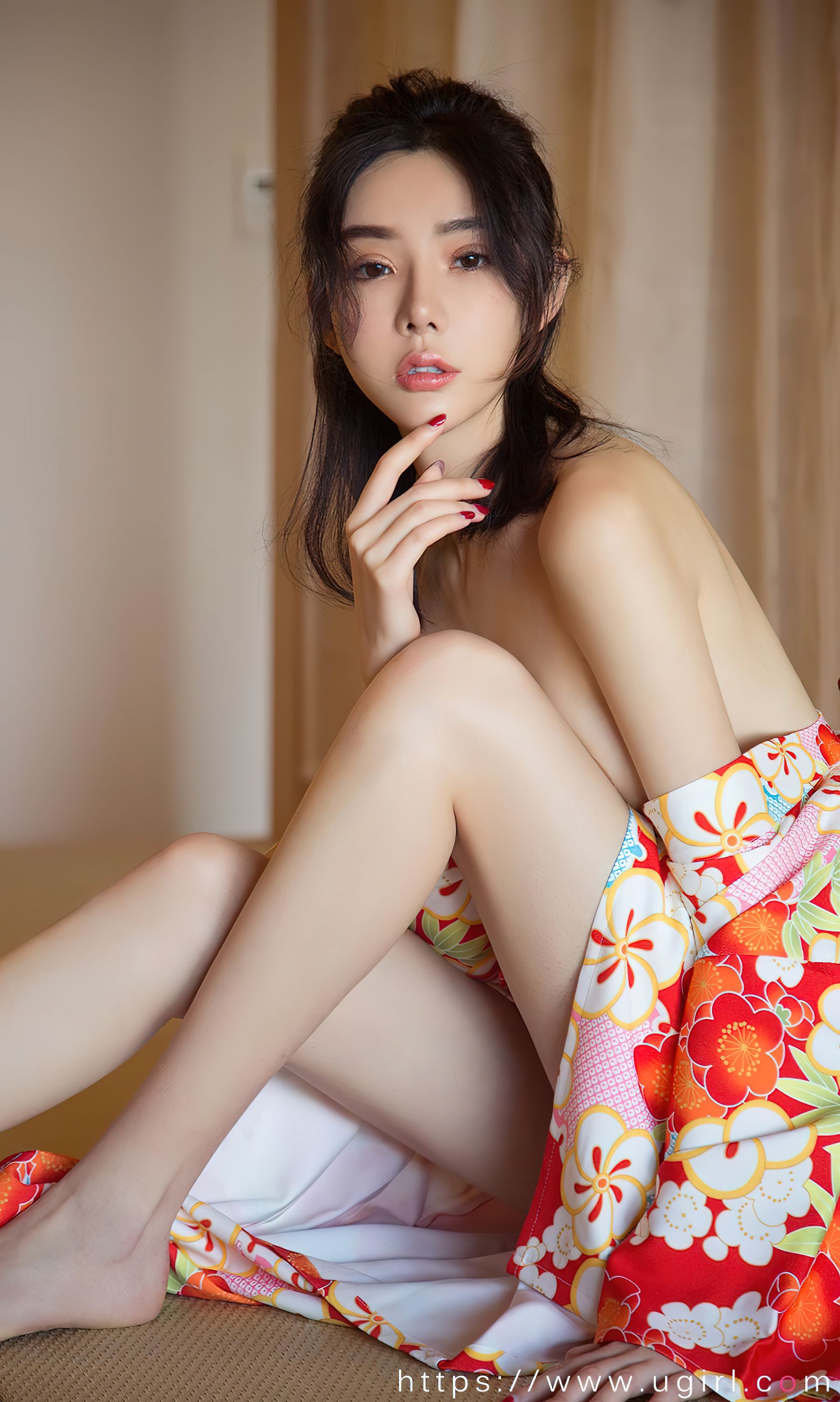 [Ugirls]爱尤物 No.2498 尘曲 萌琪琪