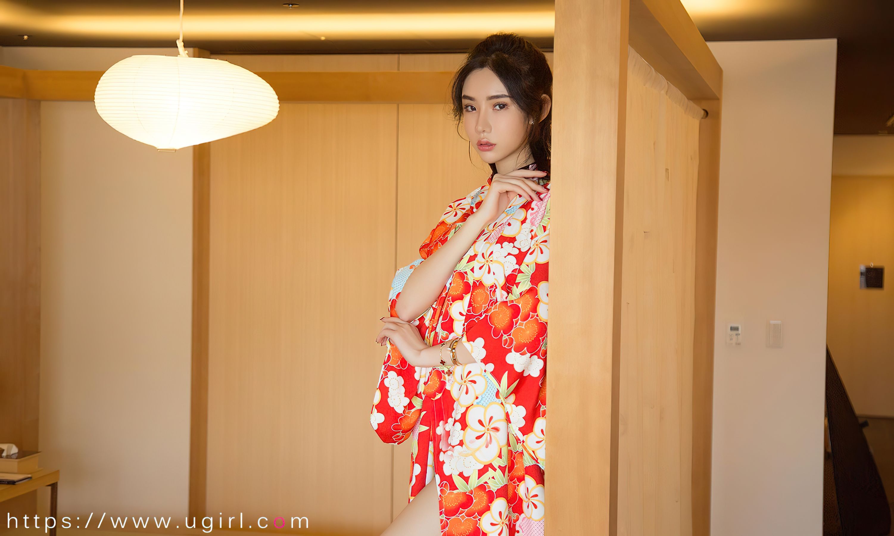 [Ugirls]爱尤物 No.2498 尘曲 萌琪琪
