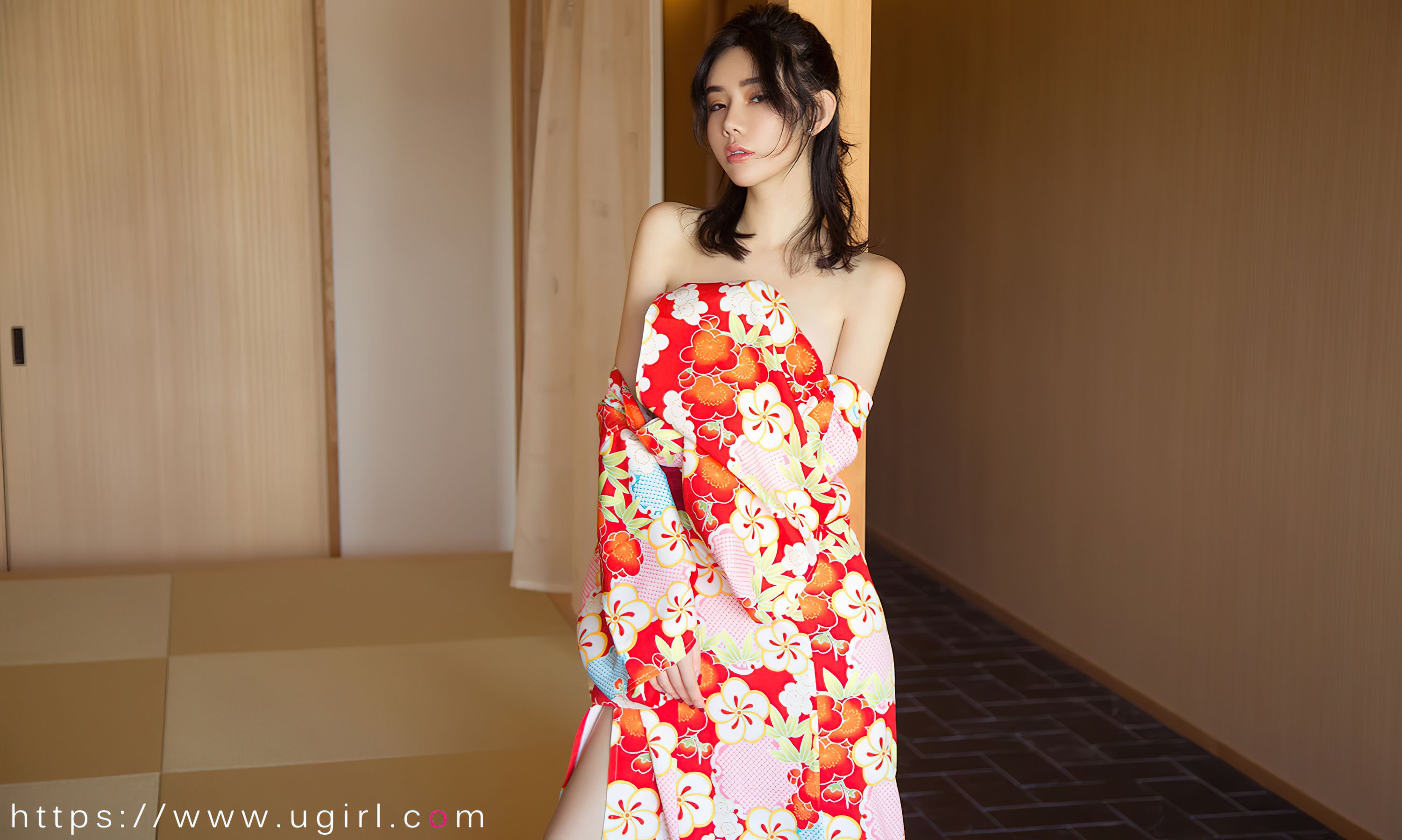 [Ugirls]爱尤物 No.2498 尘曲 萌琪琪
