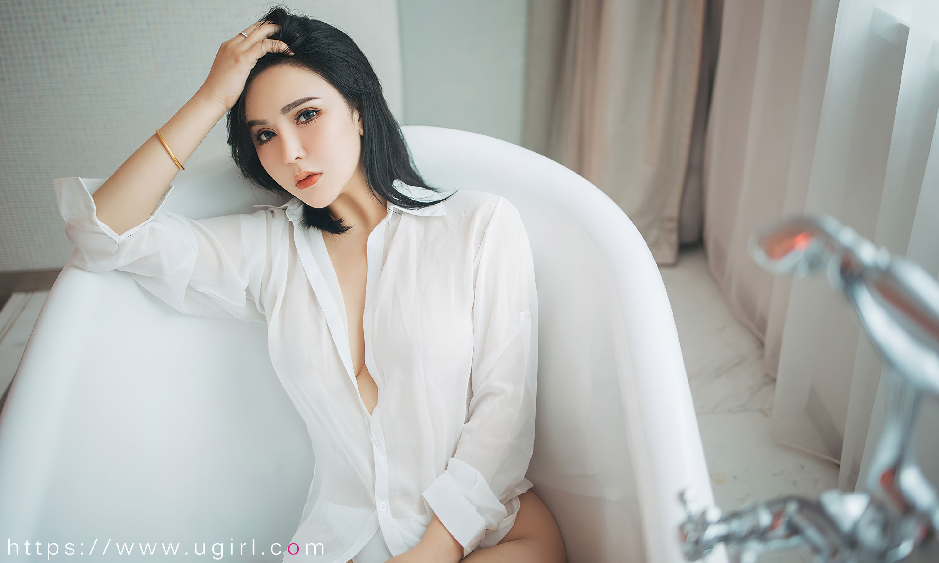 [Ugirls]爱尤物 No.2499 霓虹甜心 伊诺