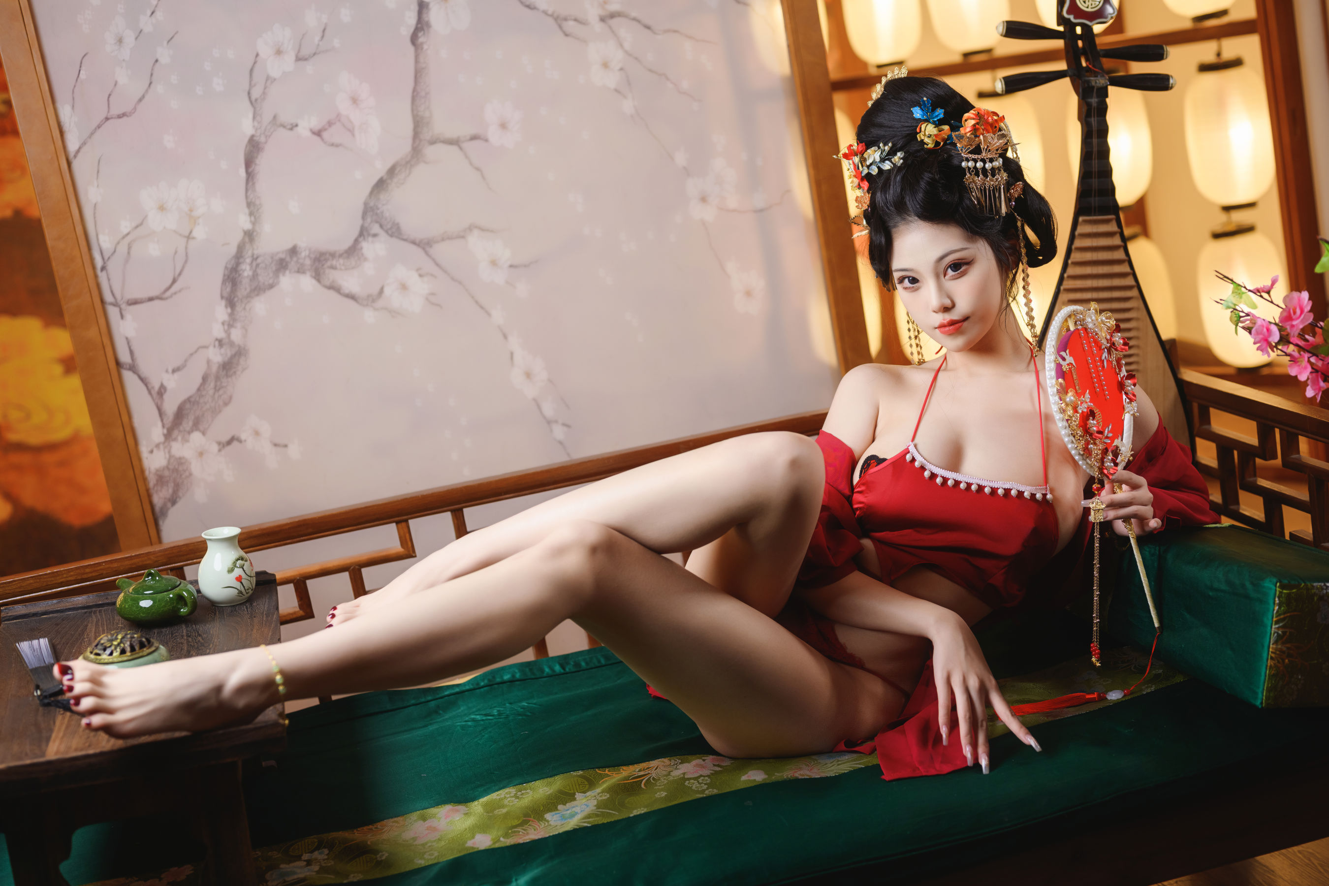 萌系小姐姐蜜汁猫裘 -   唐宫夜宴
