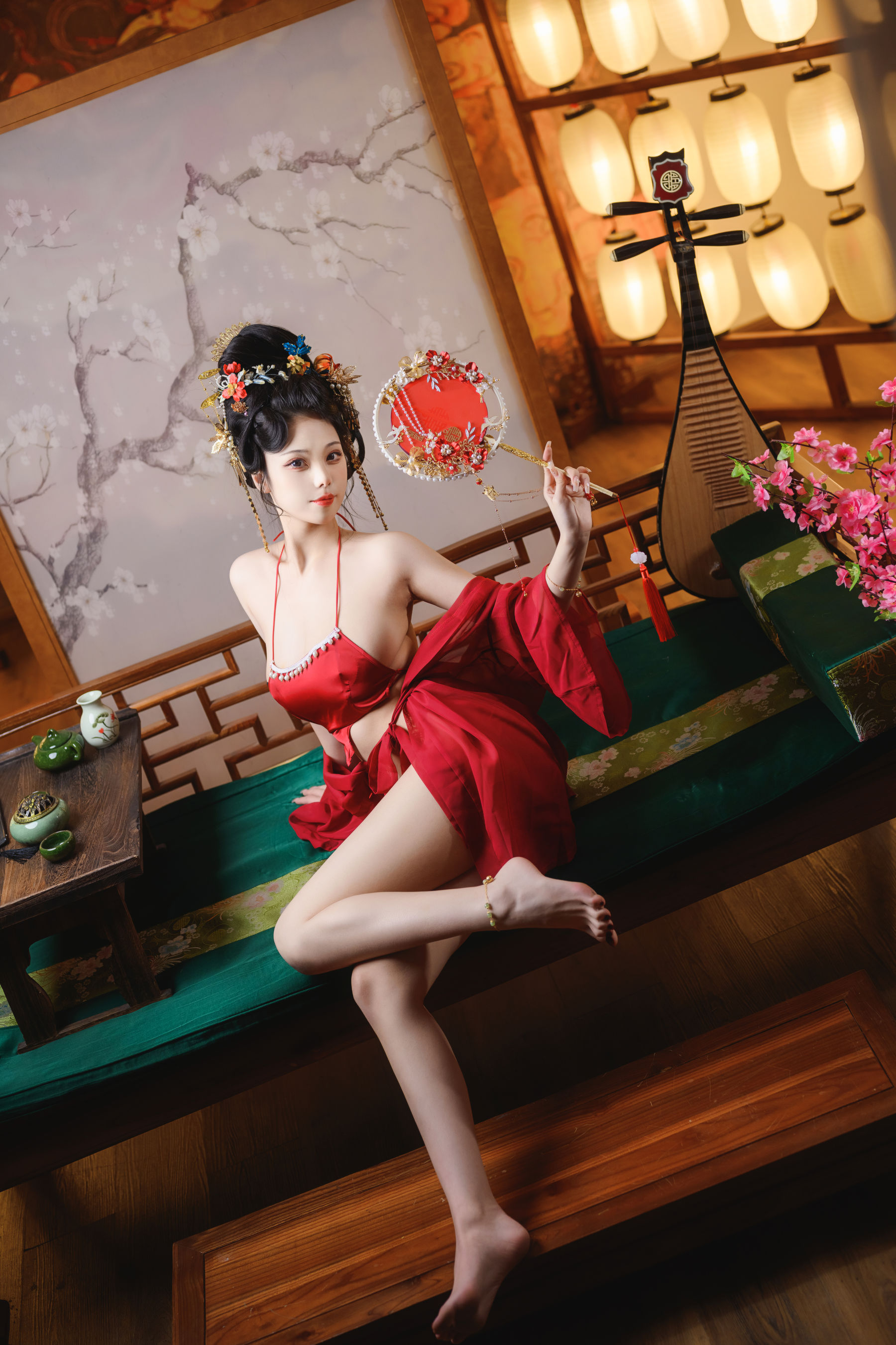 萌系小姐姐蜜汁猫裘 -   唐宫夜宴
