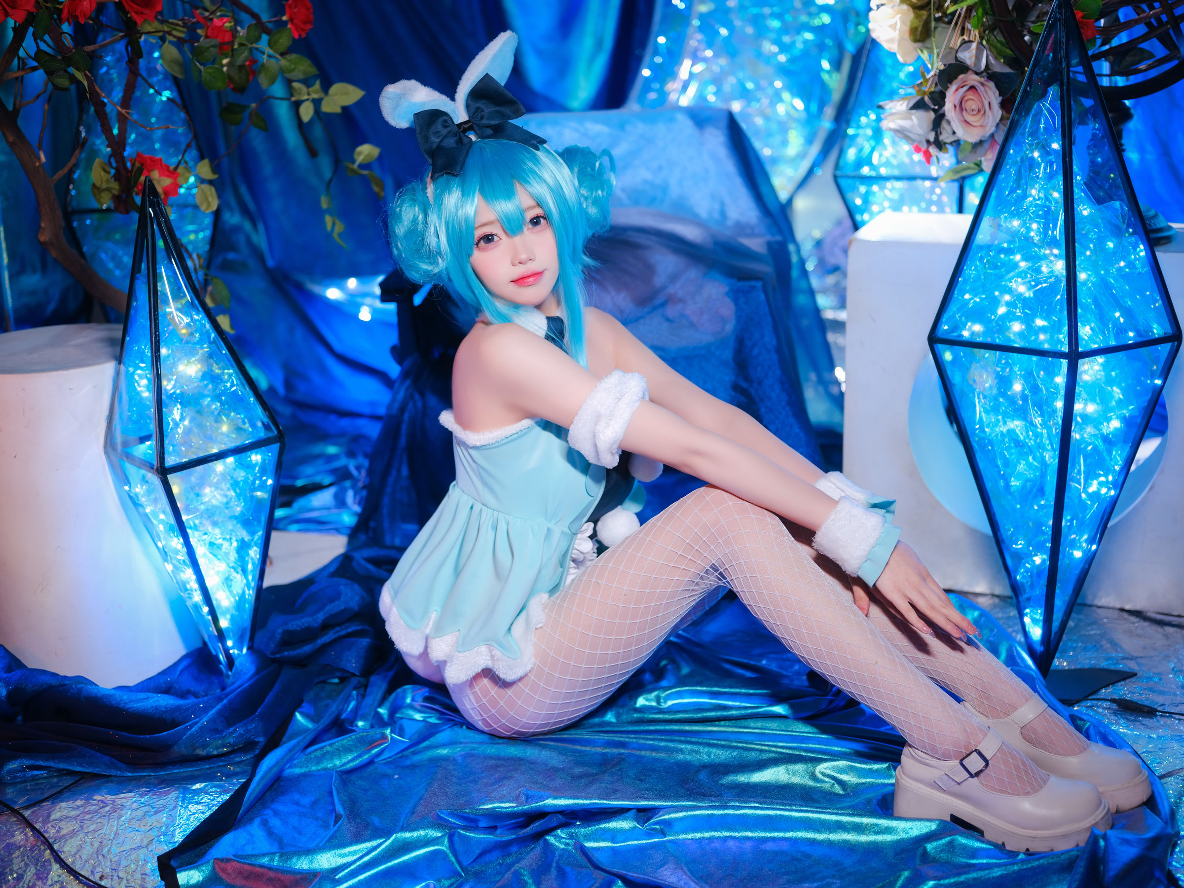 咬一口兔娘 -   MIKU初音未来兔女郎