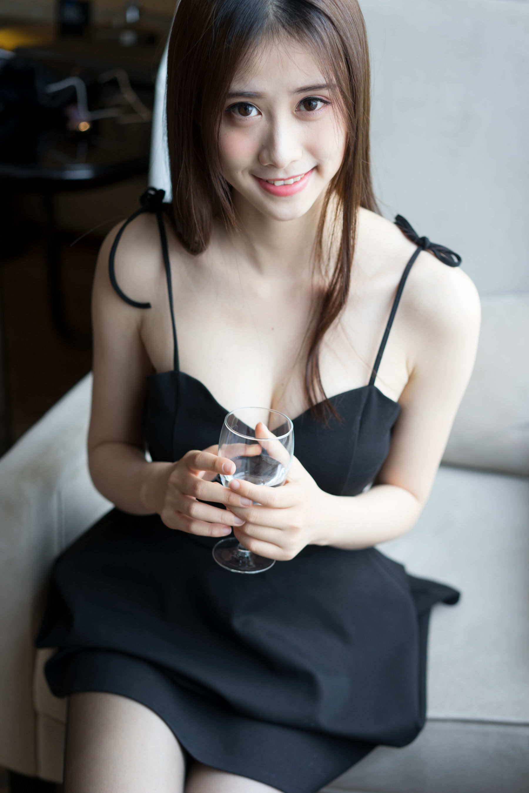 一只小仙若 -   黑丝女仆