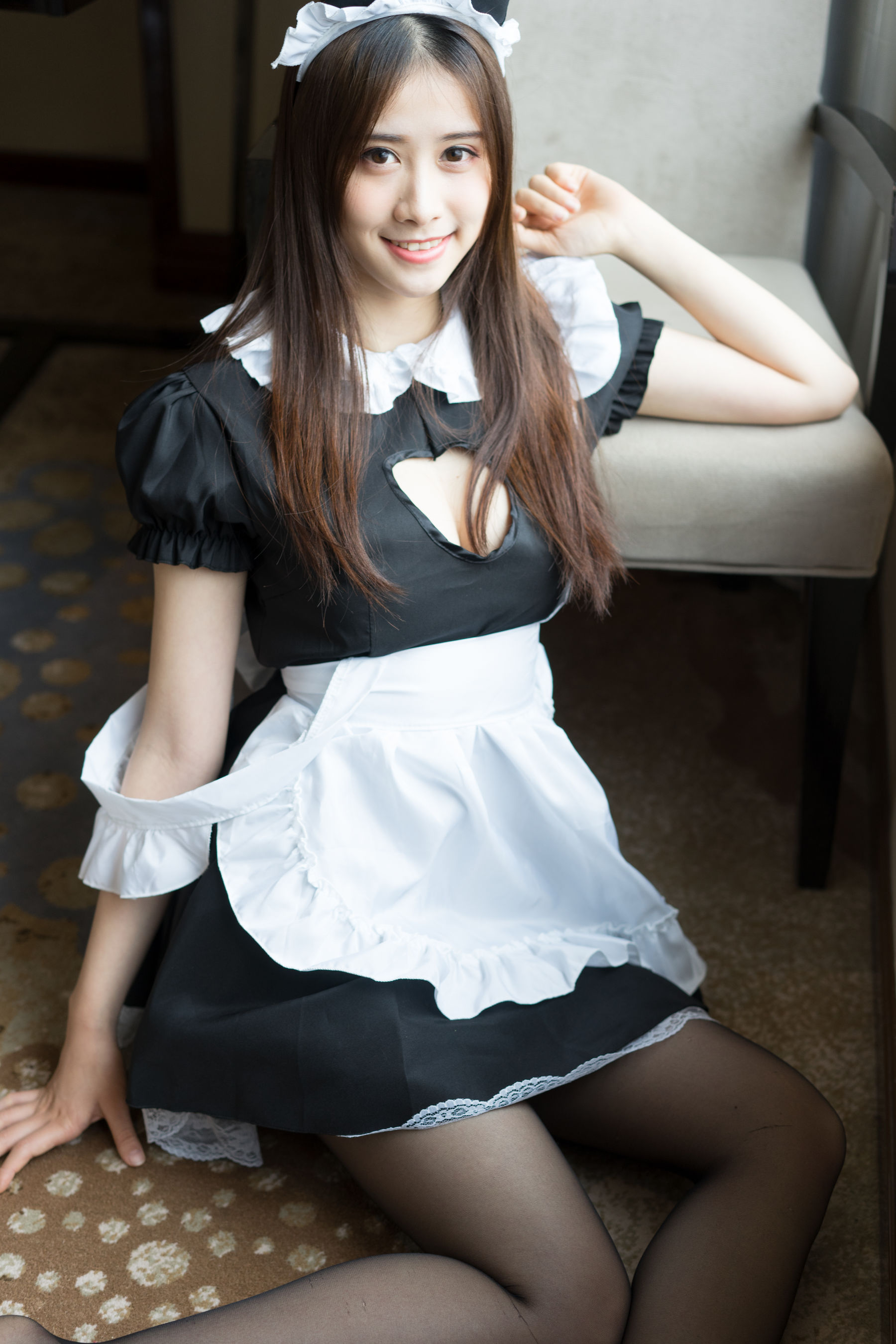 一只小仙若 -   黑丝女仆