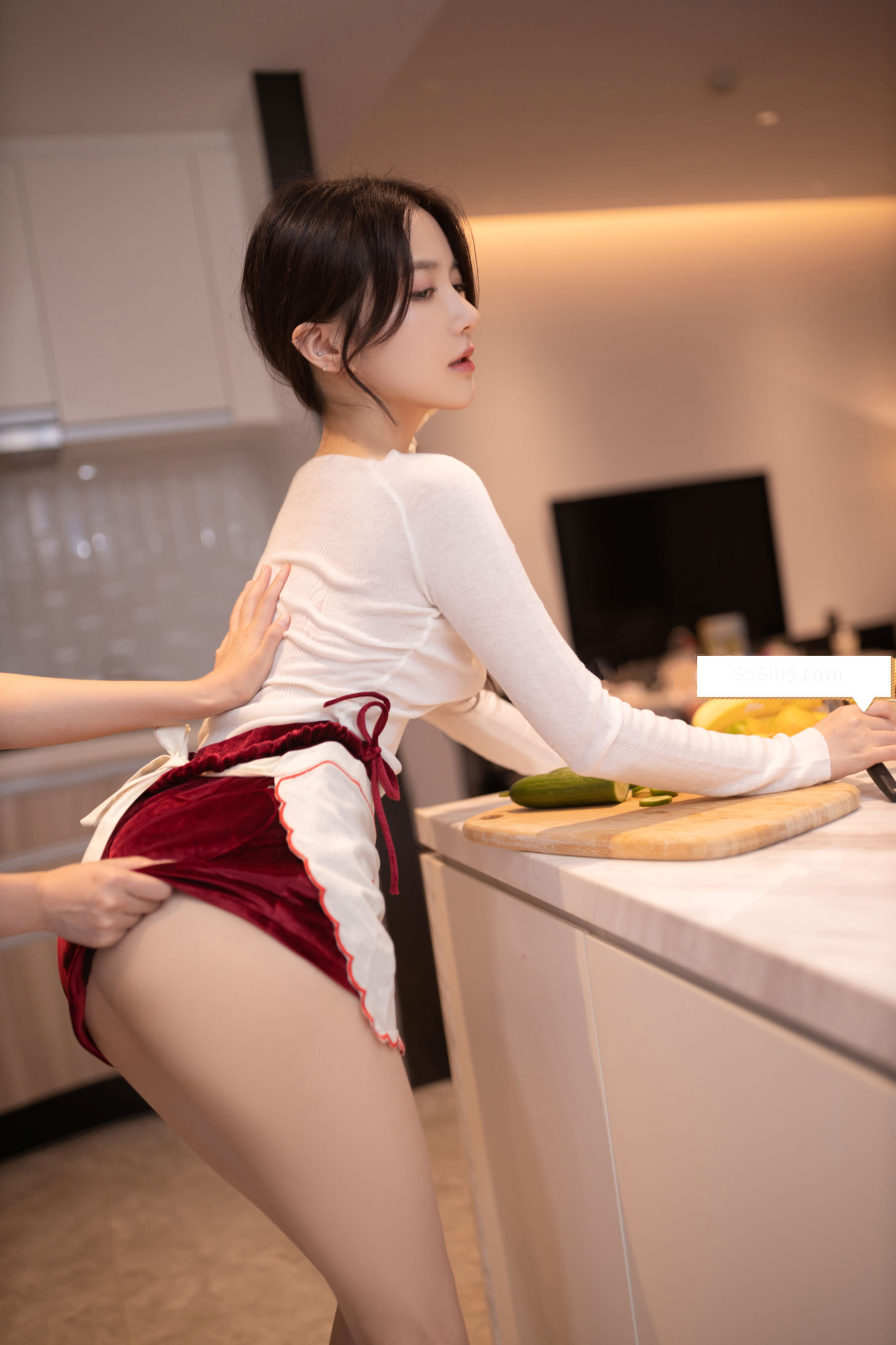 鱼子酱暗牆写真