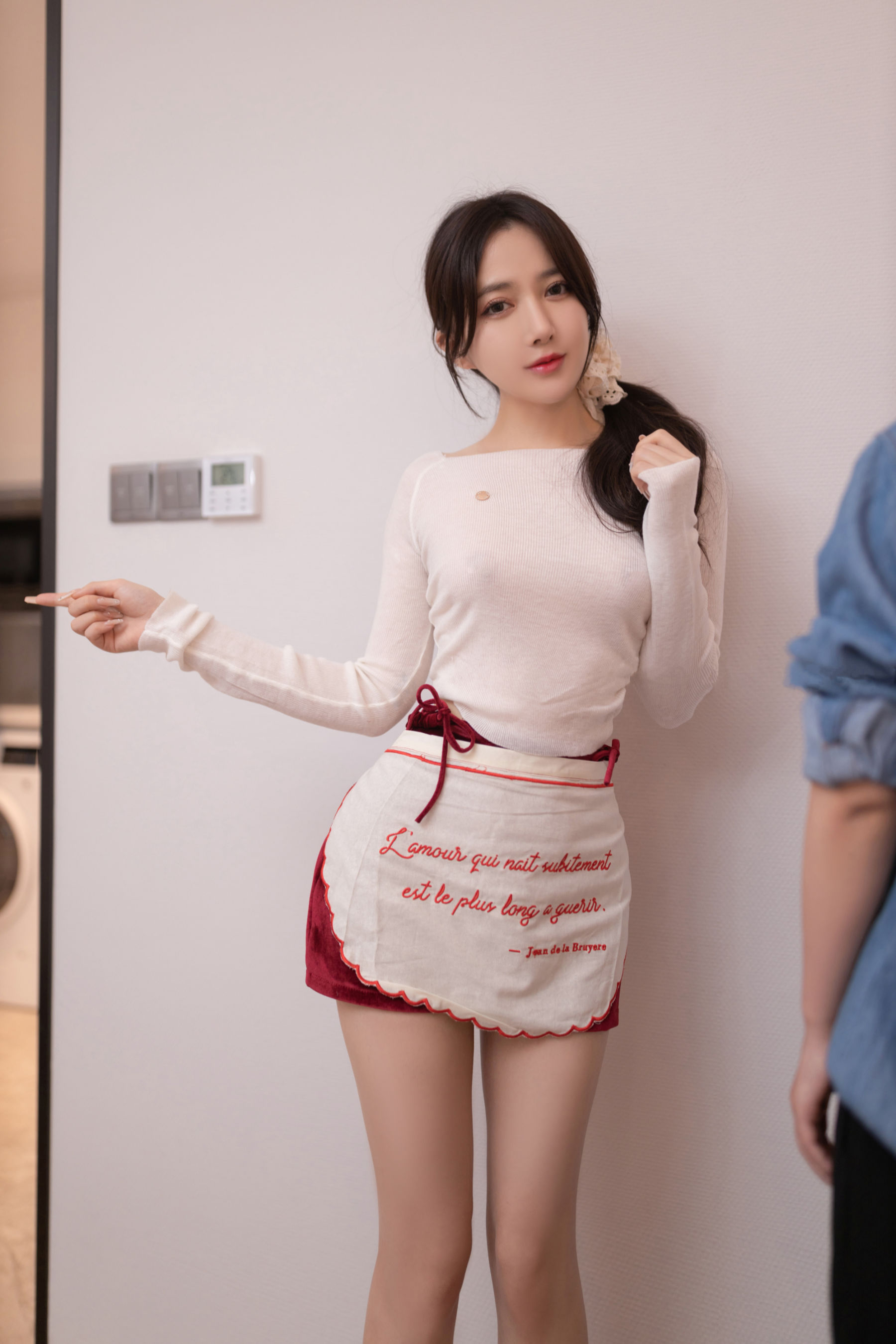 鱼子酱暗牆写真