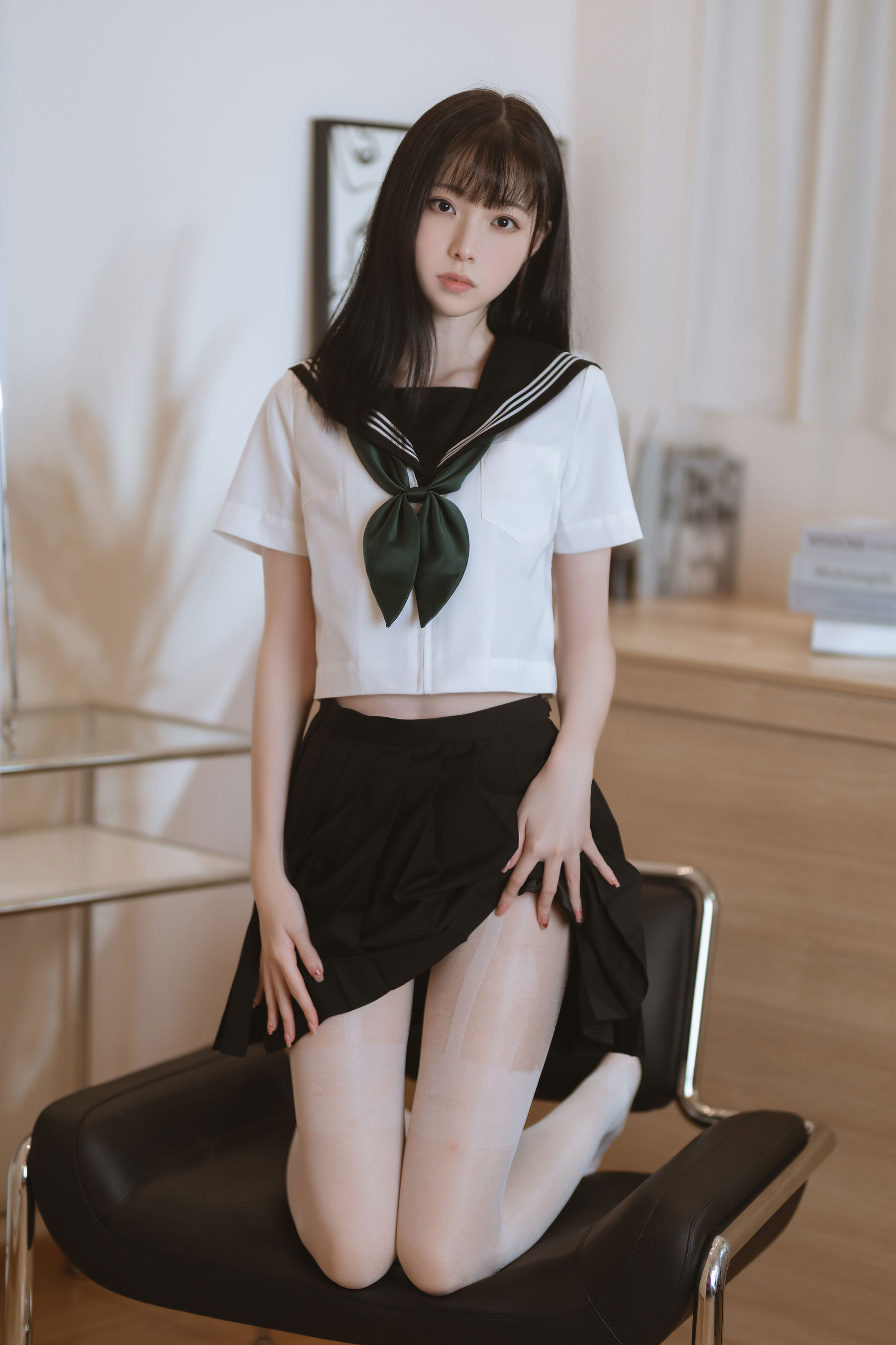 许岚(叁月life) -   白丝水手服
