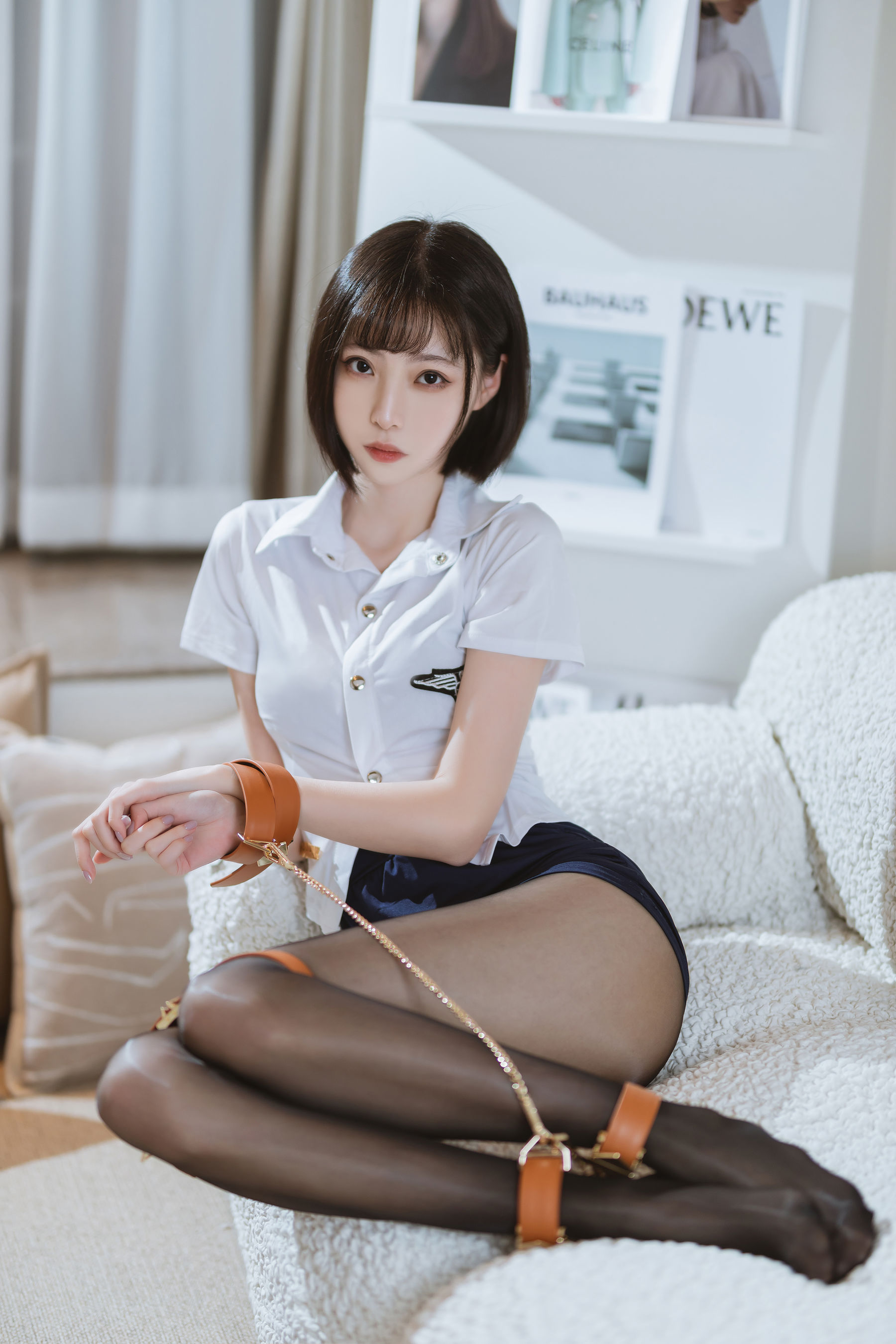 许岚(叁月life) -   束缚黑丝
