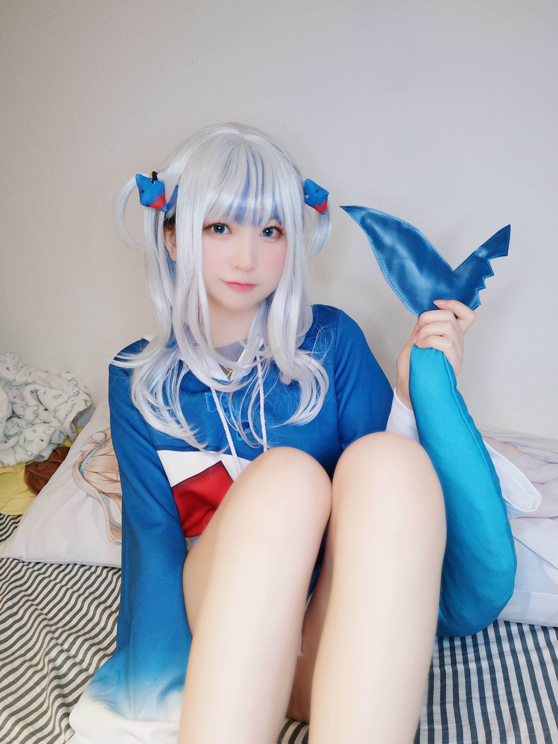 Yuki亭 -   Gawer gura cosplay
