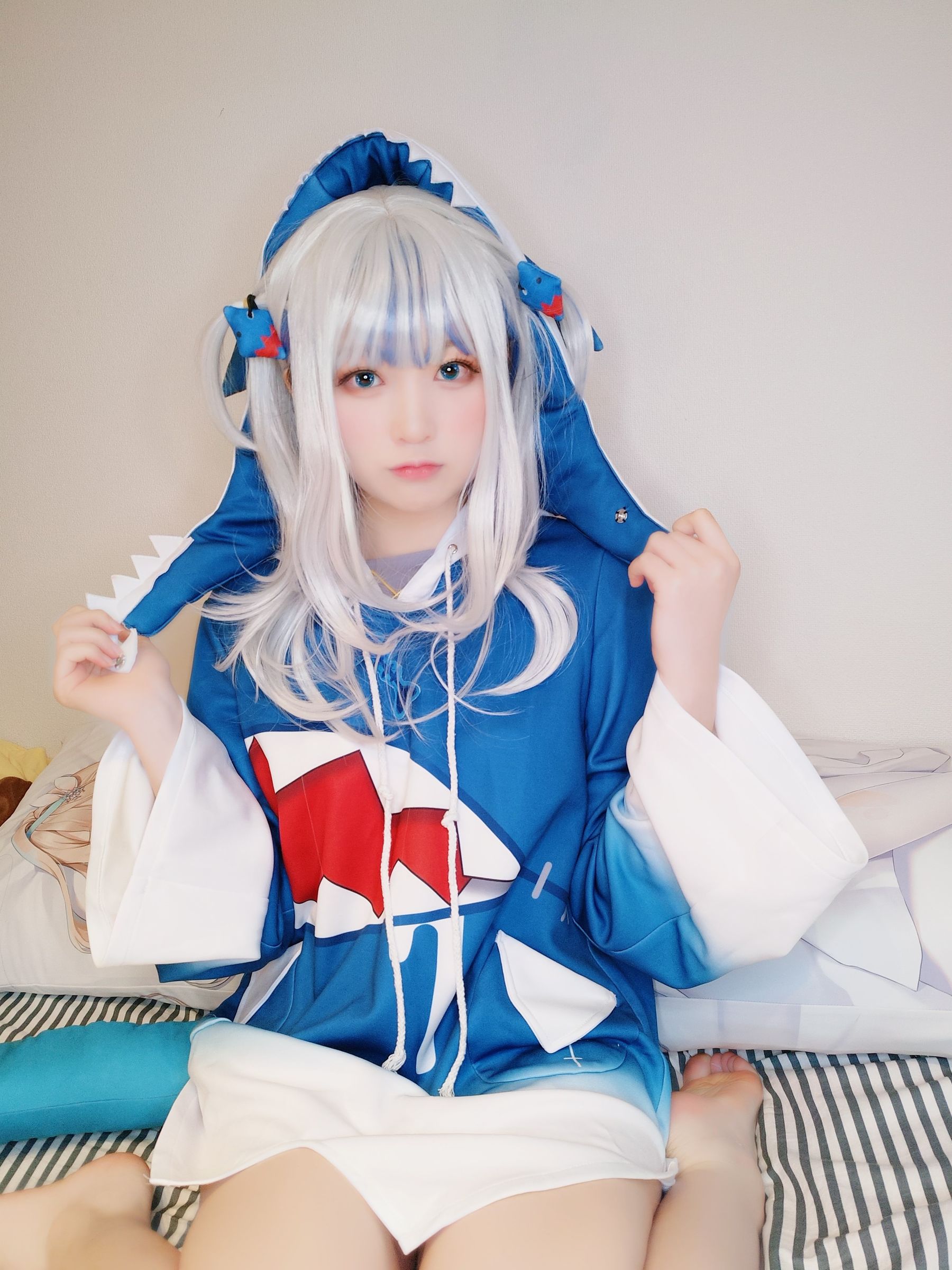 Yuki亭 -   Gawer gura cosplay