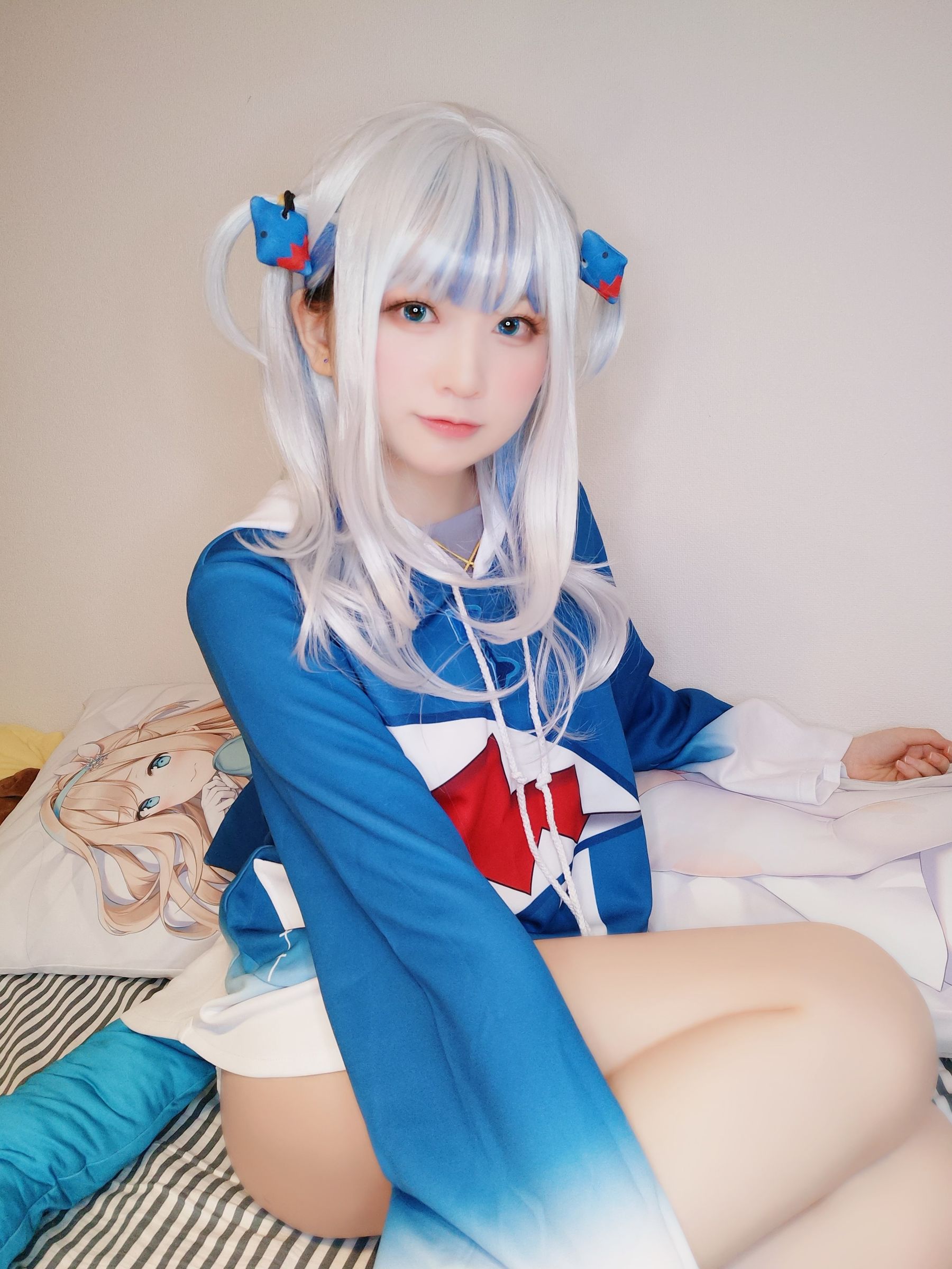 Yuki亭 -   Gawer gura cosplay