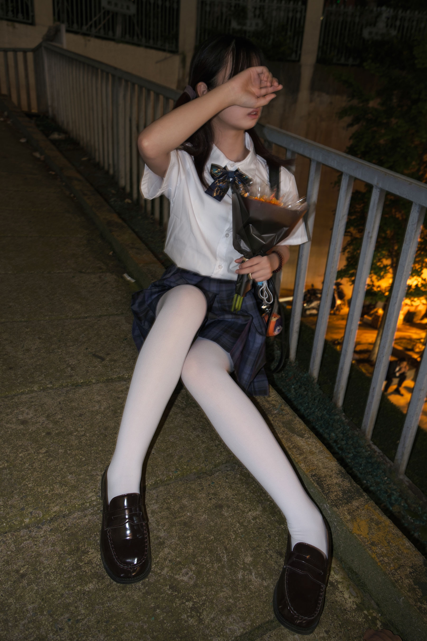森萝财团写真 月下002 小夜 真空白丝 80D 户外